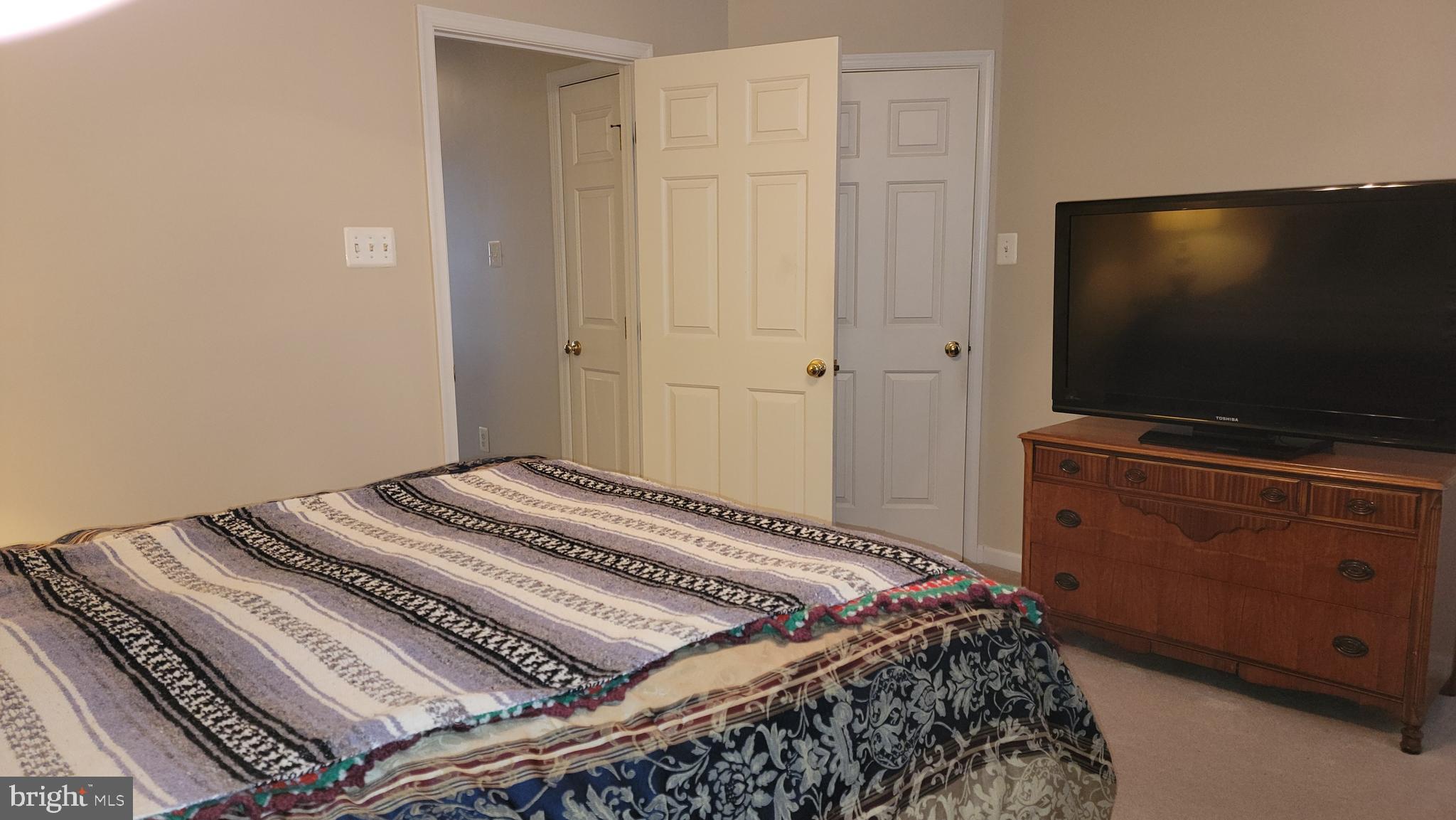 PERRY HALL FARMS - Residential Lease