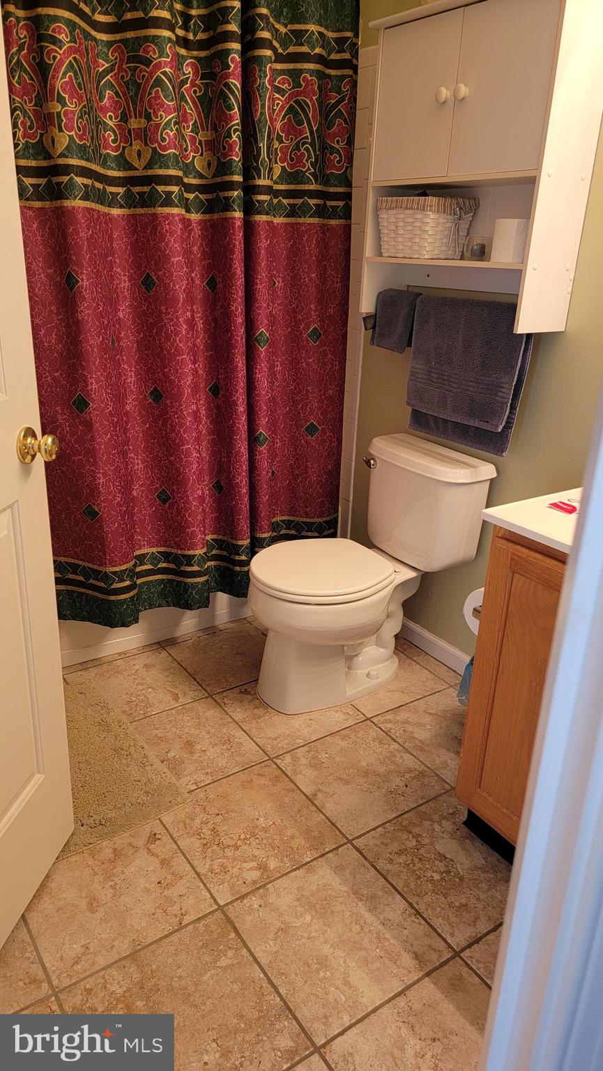 PERRY HALL FARMS - Residential Lease