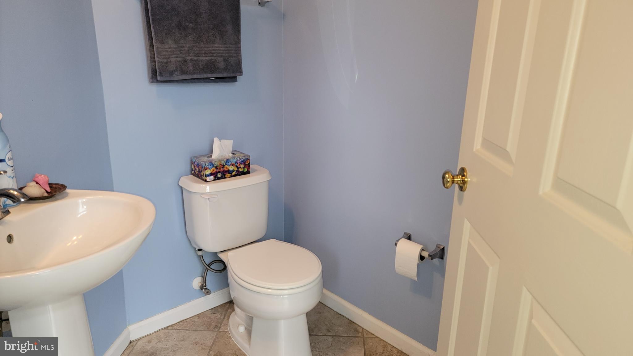 PERRY HALL FARMS - Residential Lease