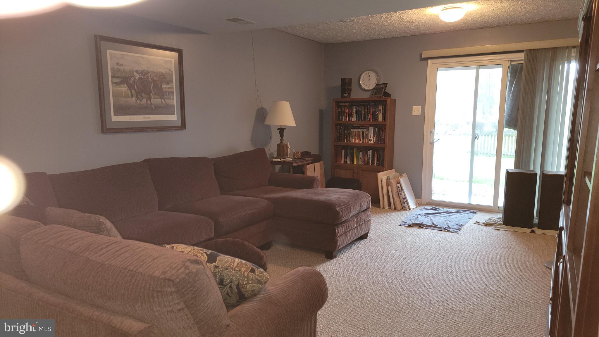 PERRY HALL FARMS - Residential Lease