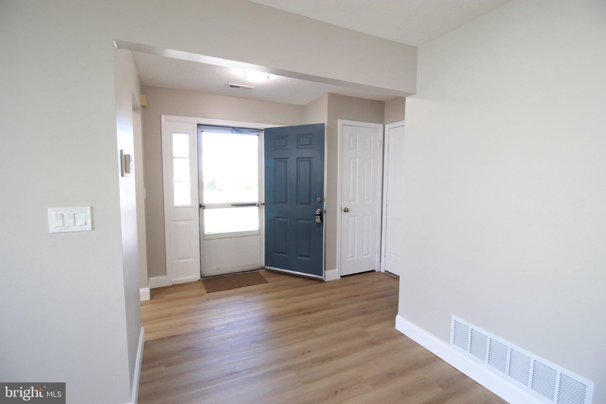 410 ELDERBERRY COURT