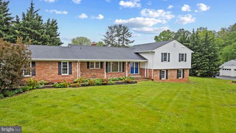 4000 LATHAM DRIVE HAYMARKET VA 20169