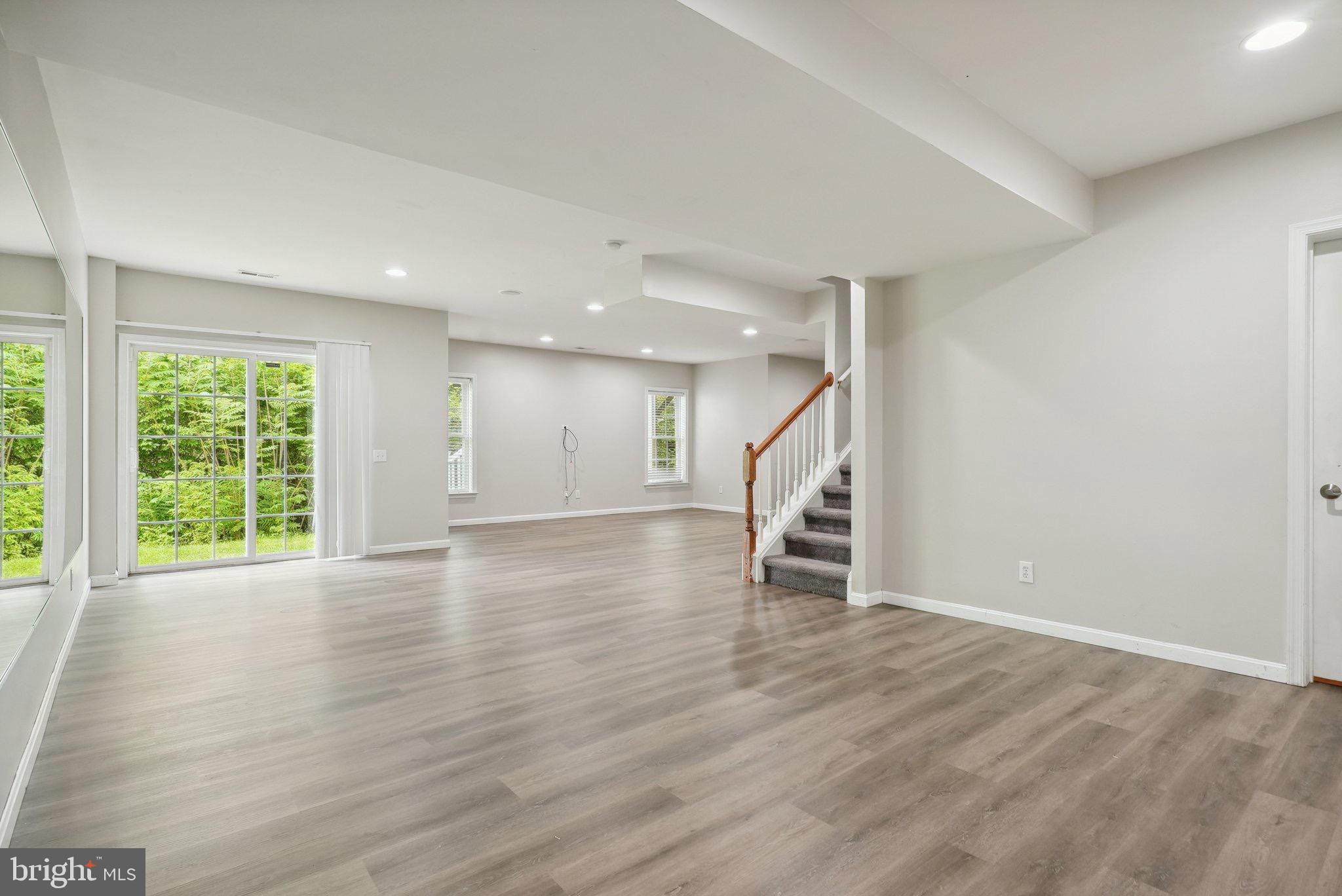 MALIN STATION - Residential Lease