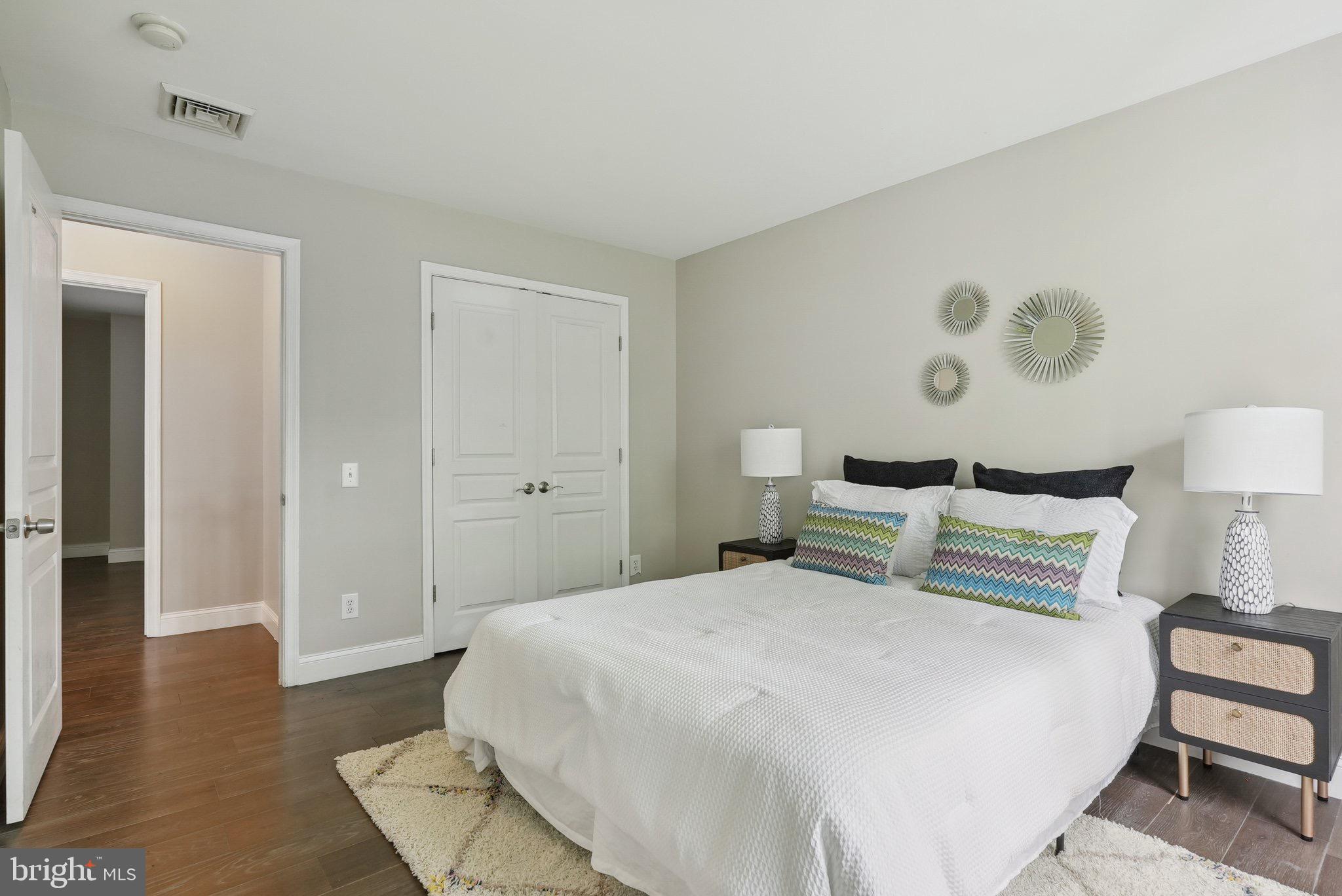 MALIN STATION - Residential Lease