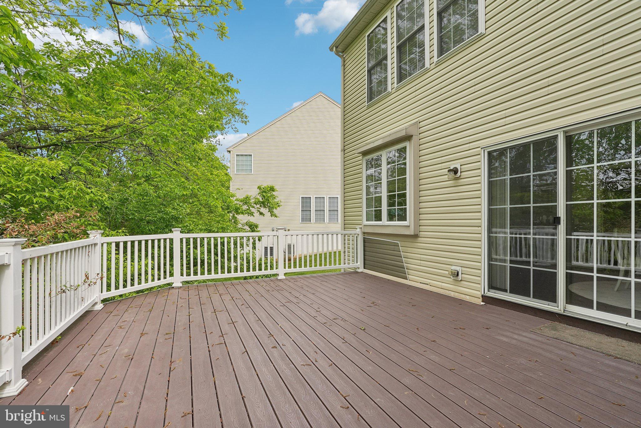 MALIN STATION - Residential Lease