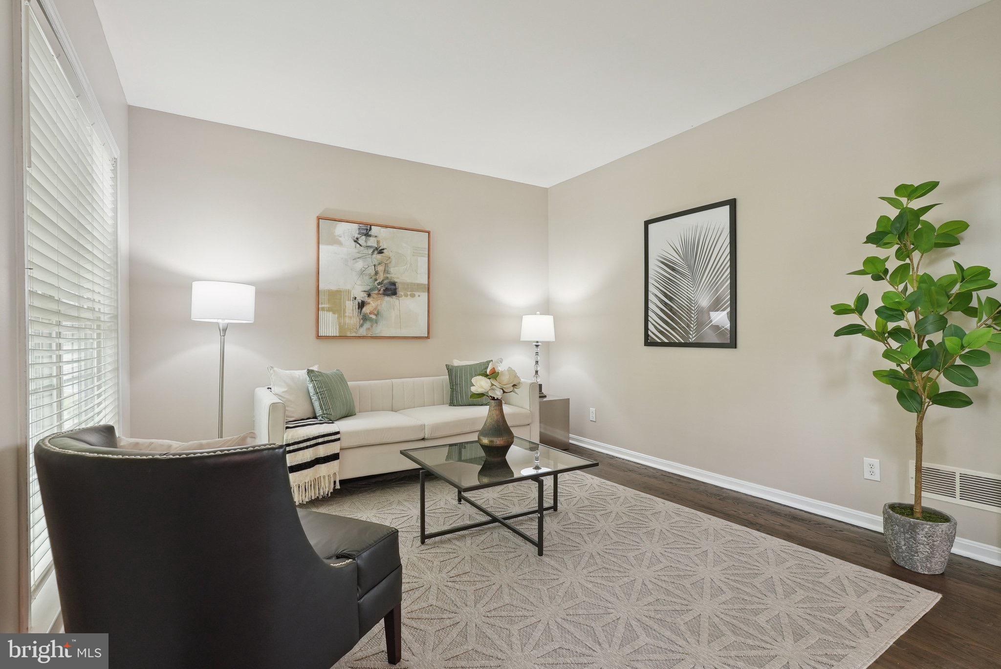 MALIN STATION - Residential Lease