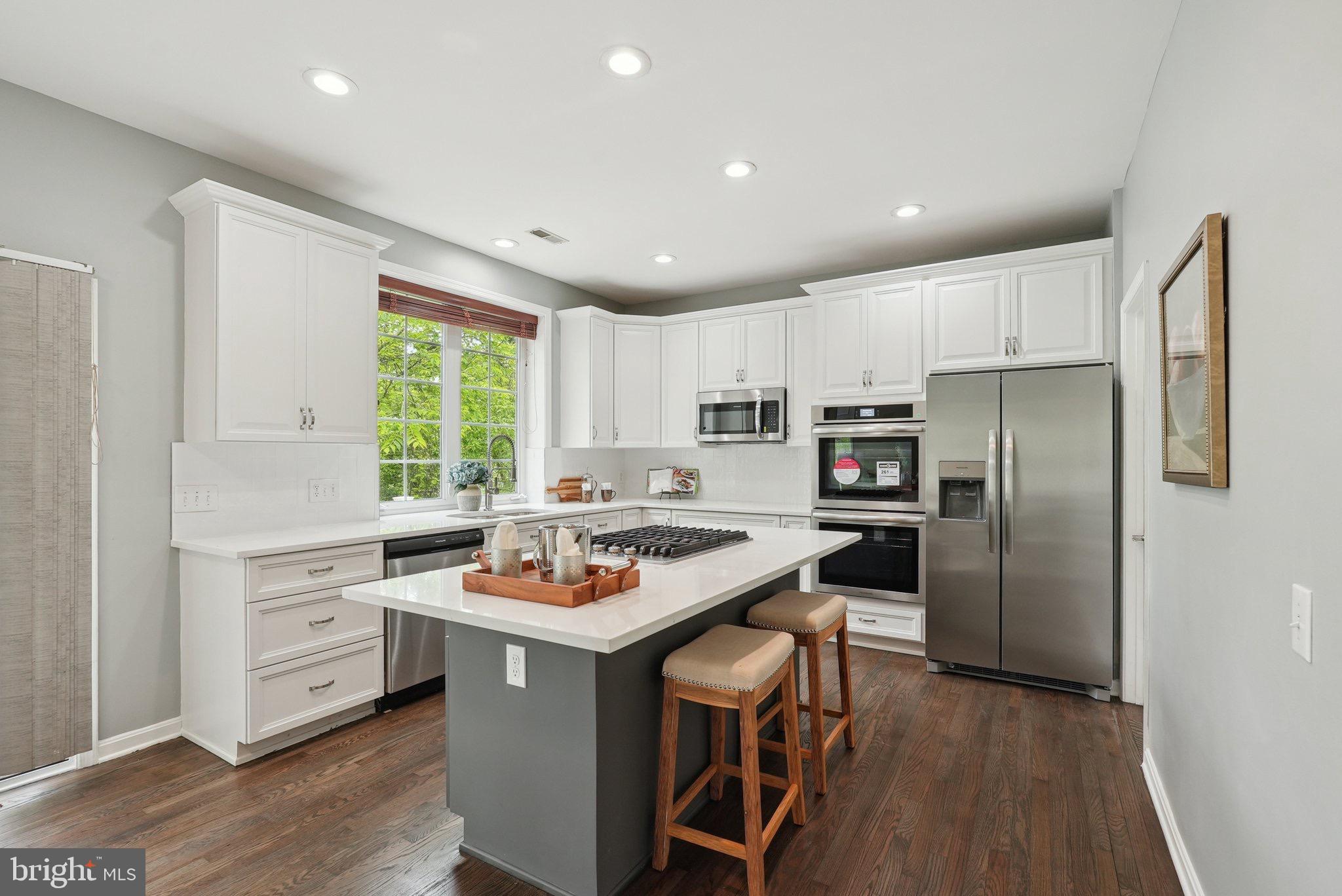 MALIN STATION - Residential Lease