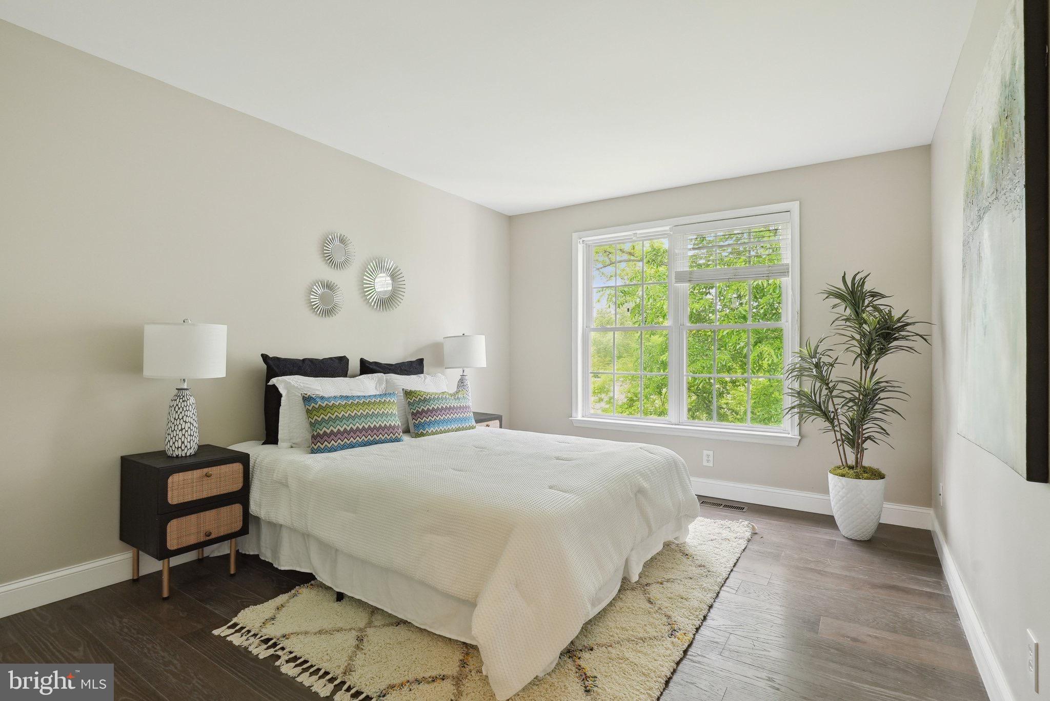 MALIN STATION - Residential Lease