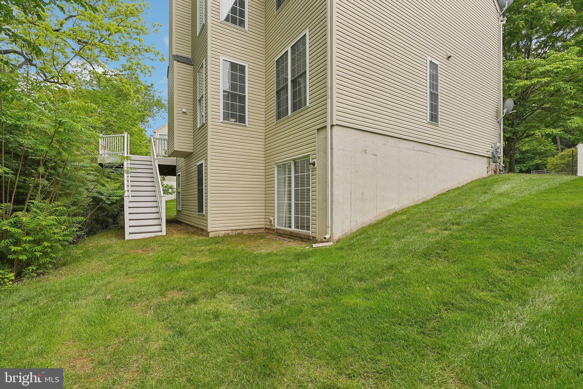 MALIN STATION - Residential Lease