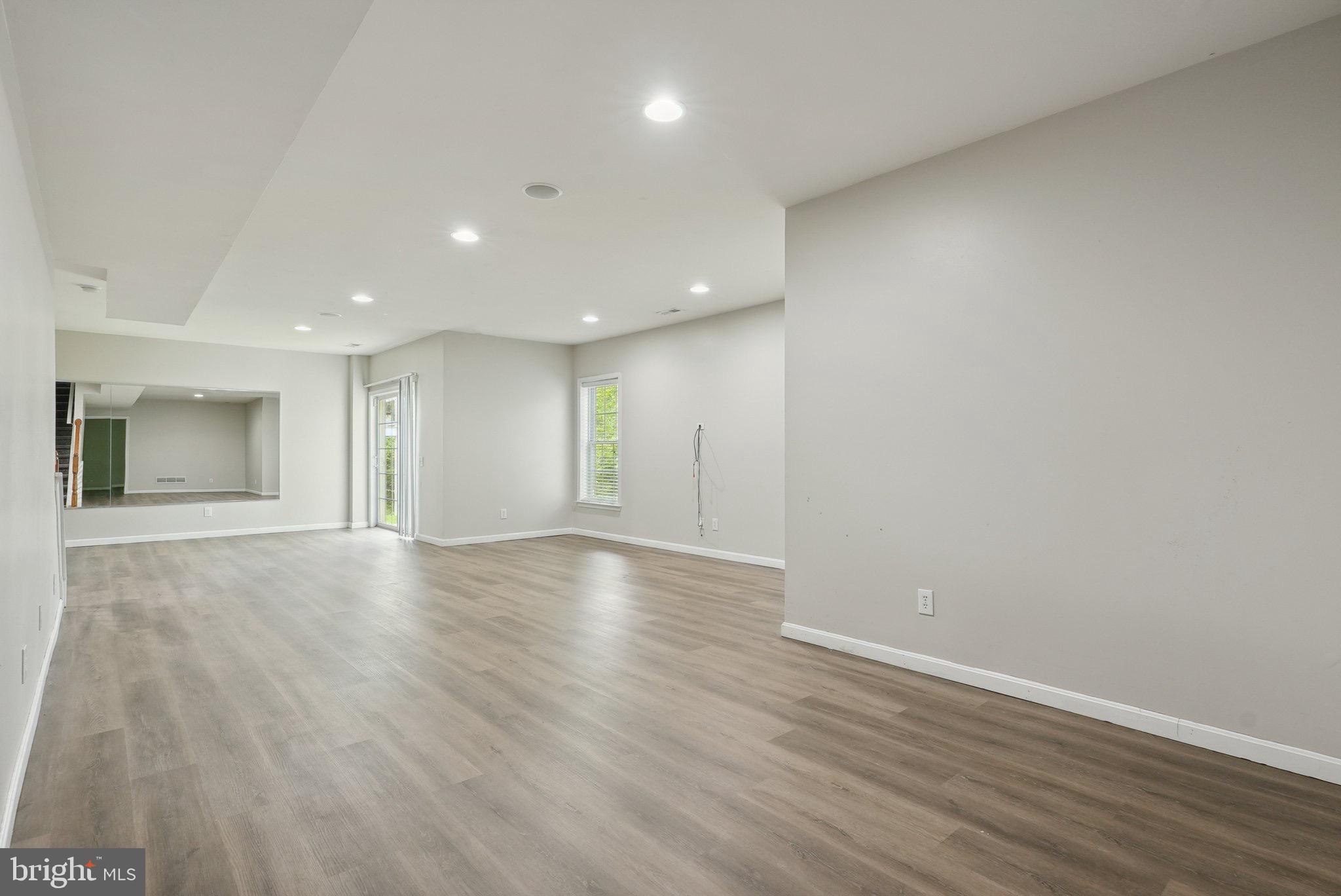 MALIN STATION - Residential Lease