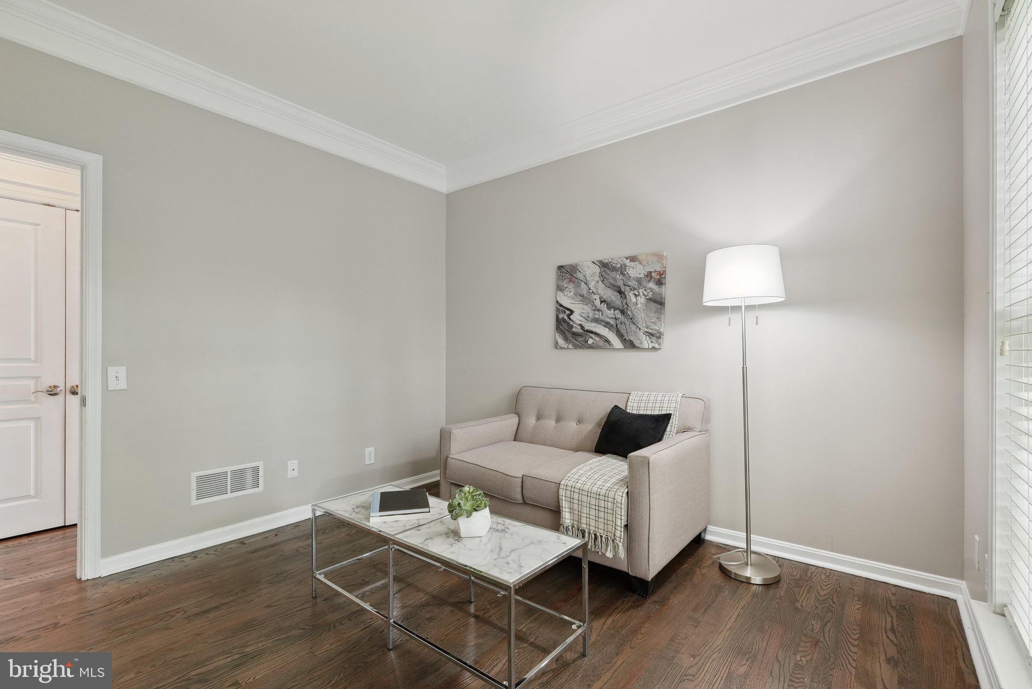 MALIN STATION - Residential Lease