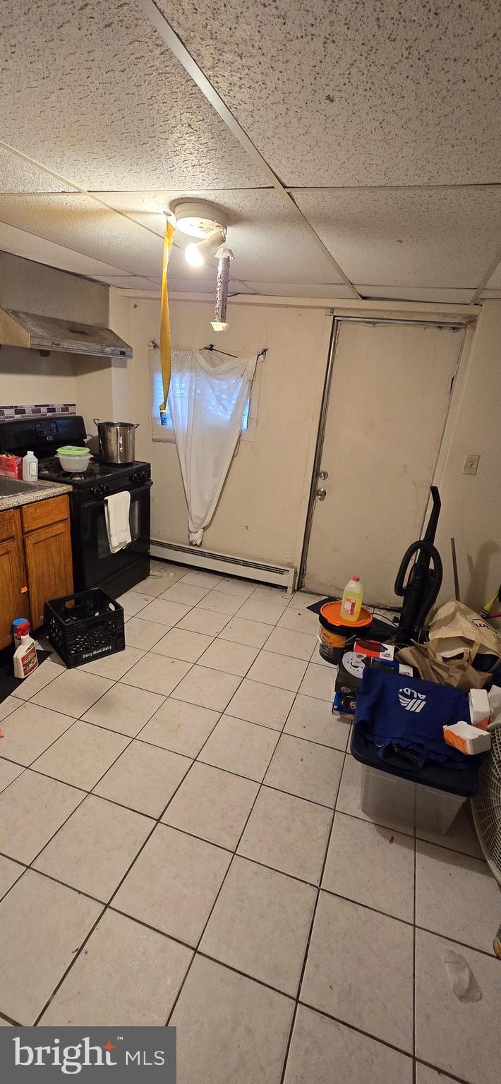 PHILADELPHIA (NORTHEAST) - Residential