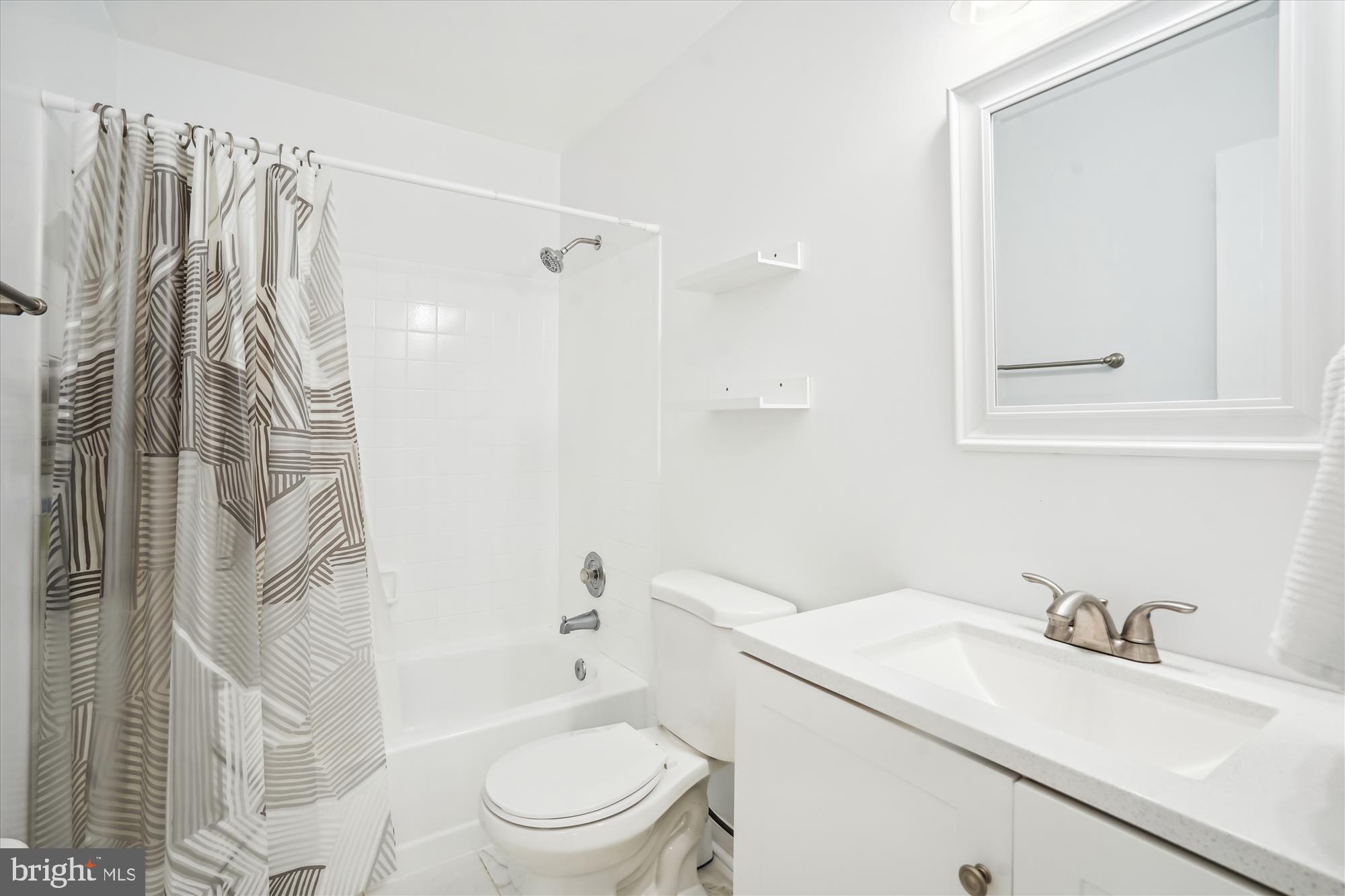 LITTLE ROCKY RUN - Residential