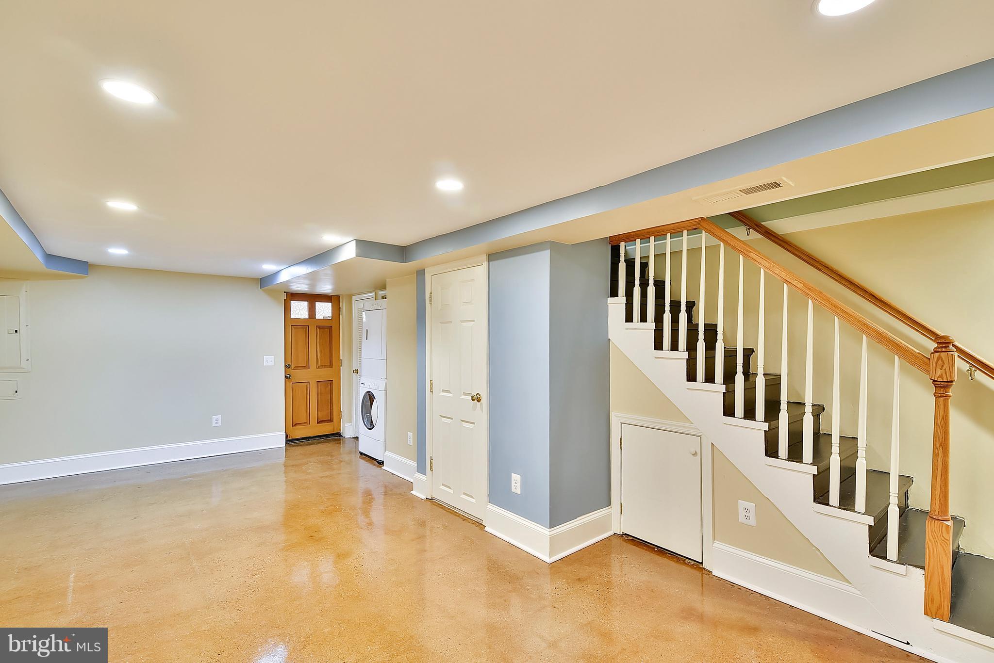 JEFFERSON HOMES - Residential