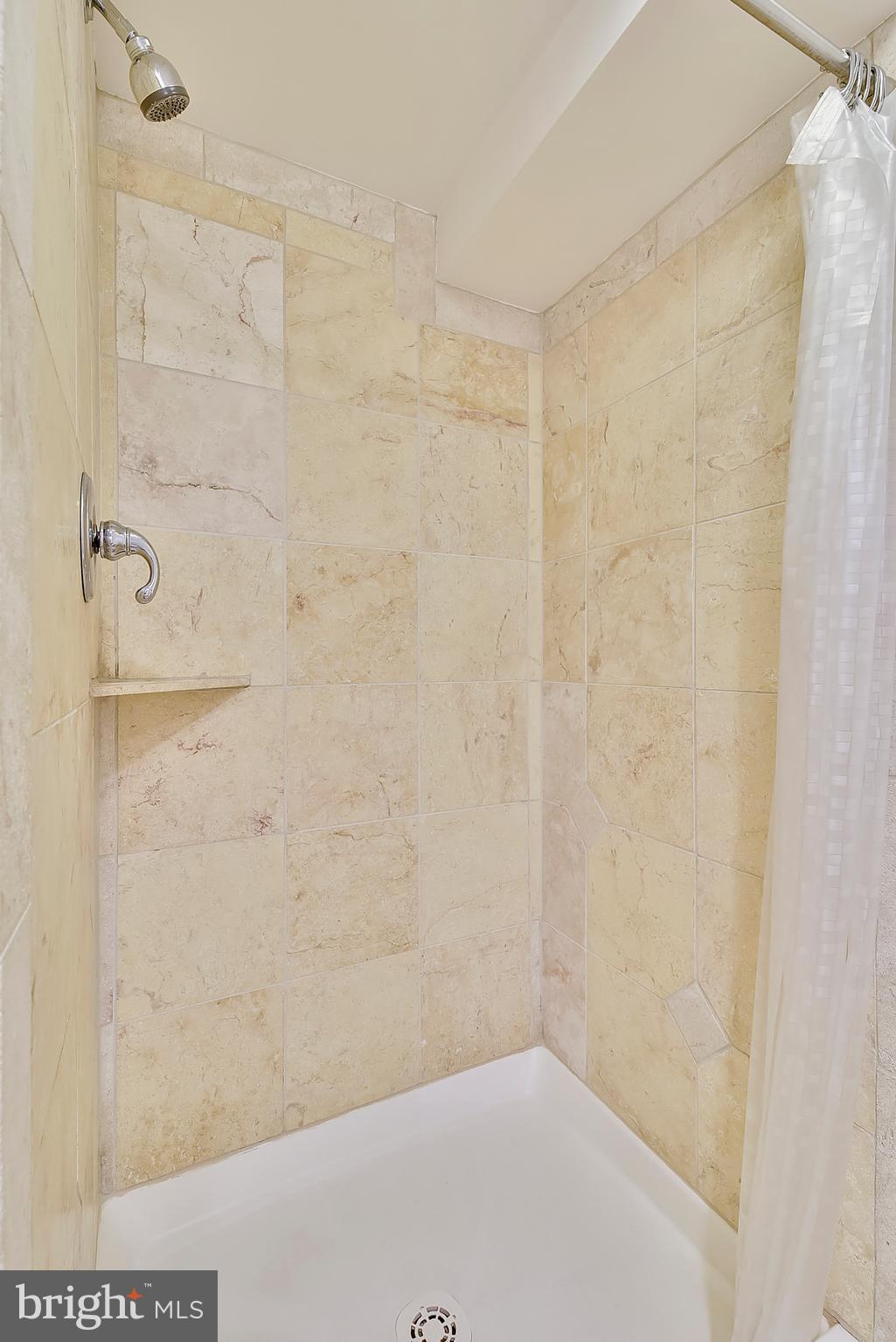 JEFFERSON HOMES - Residential