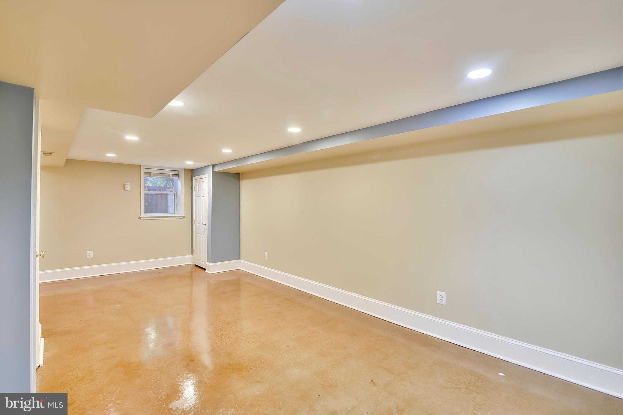 JEFFERSON HOMES - Residential