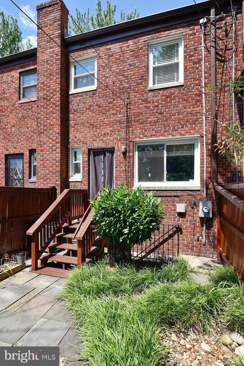 JEFFERSON HOMES - Residential