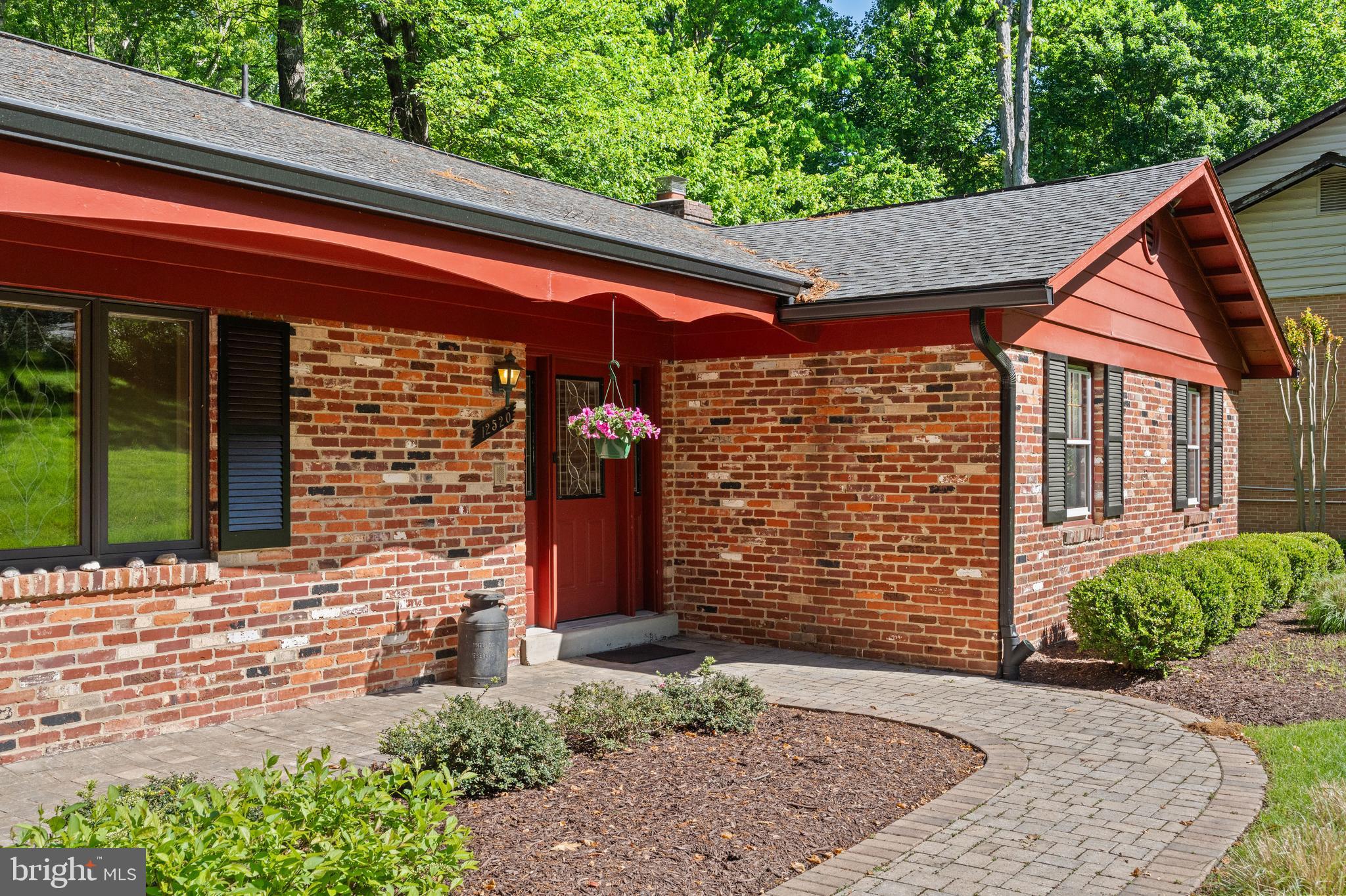 NORTH SPRINGBROOK - Residential