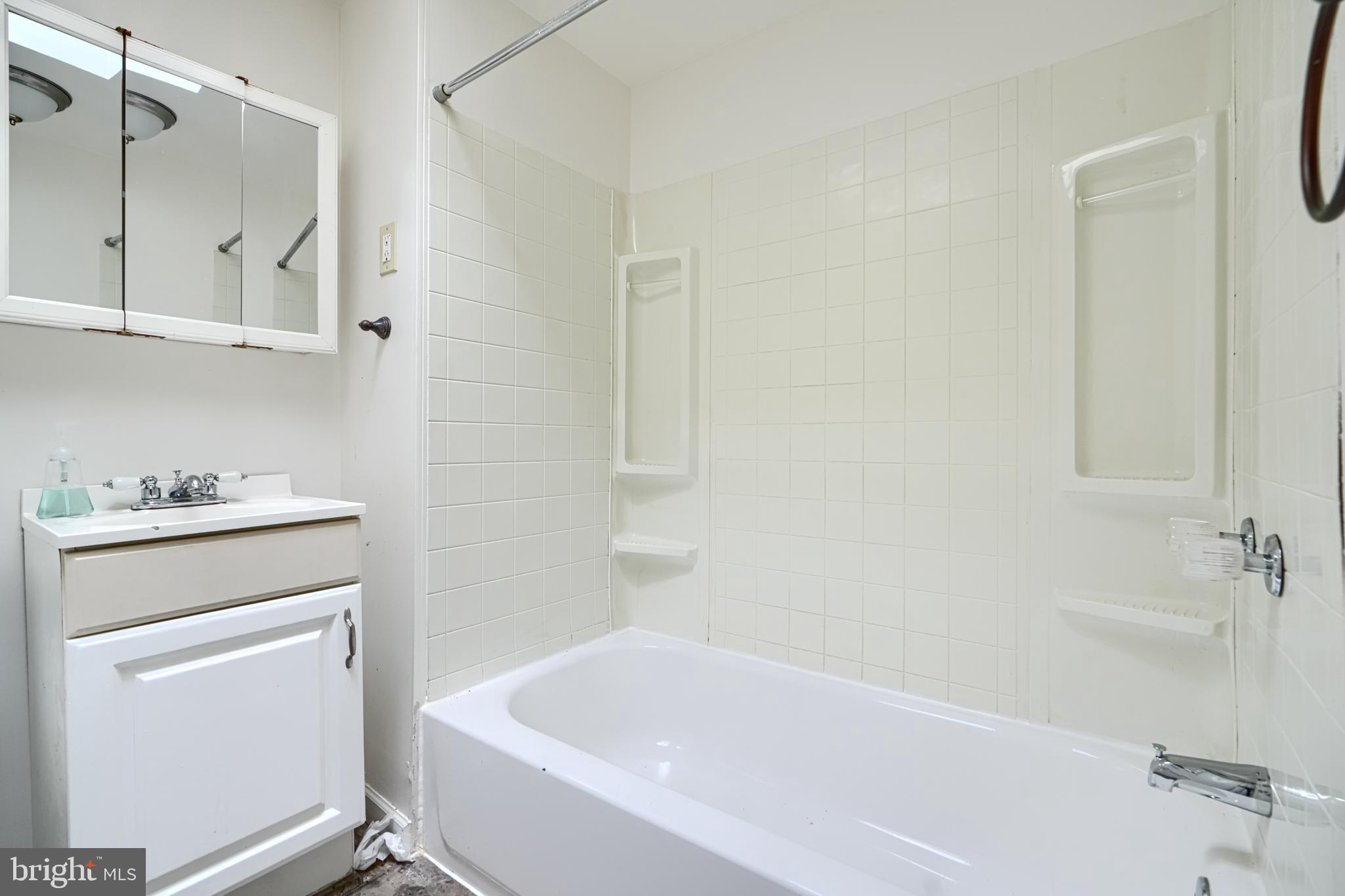 BALTIMORE EAST - SOUTH CLIFTON PARK HIST. DISTRICT - Residential