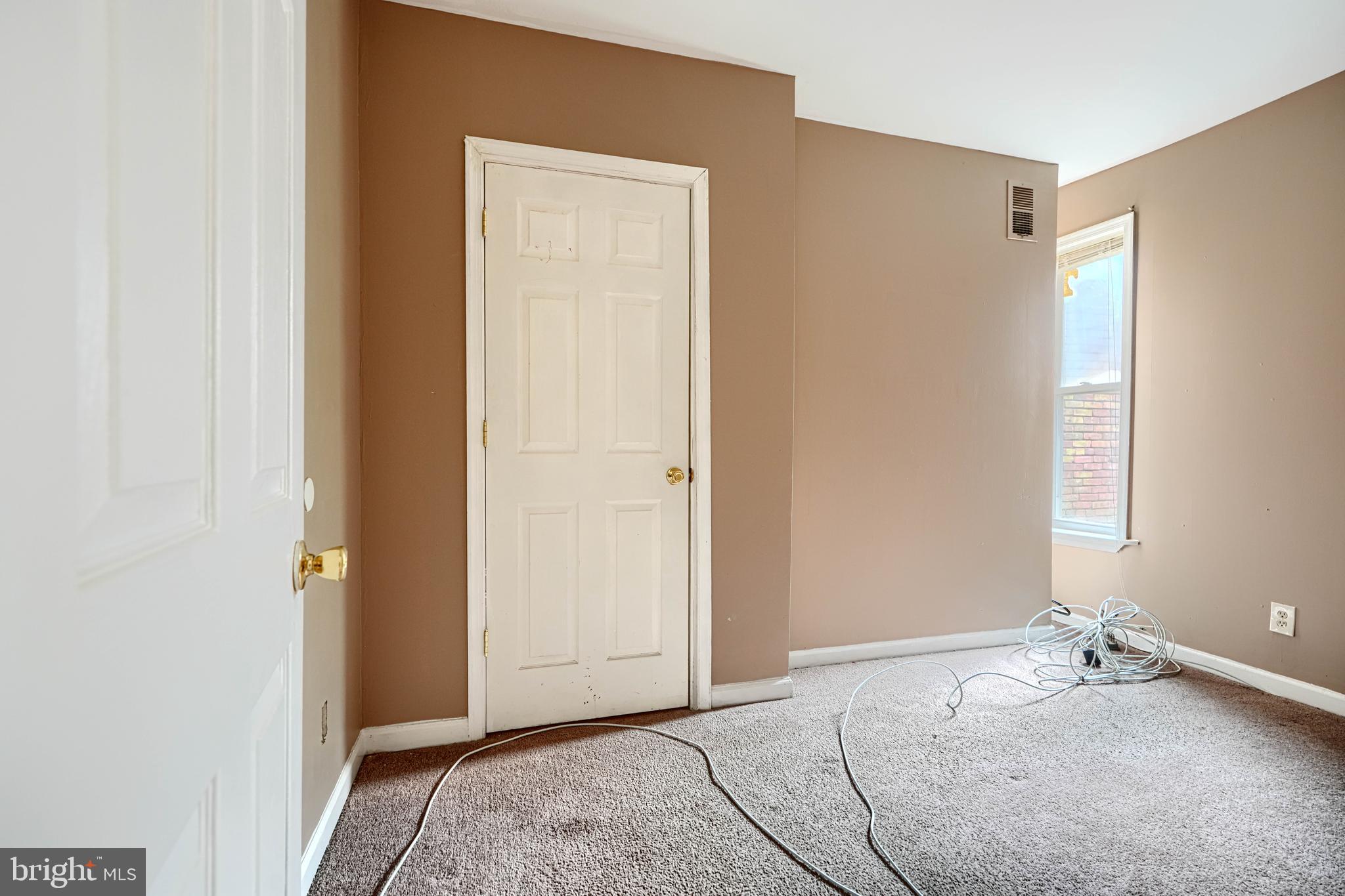 BALTIMORE EAST - SOUTH CLIFTON PARK HIST. DISTRICT - Residential