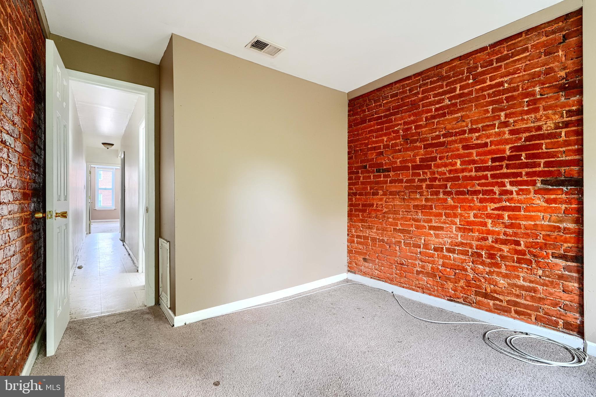 BALTIMORE EAST - SOUTH CLIFTON PARK HIST. DISTRICT - Residential