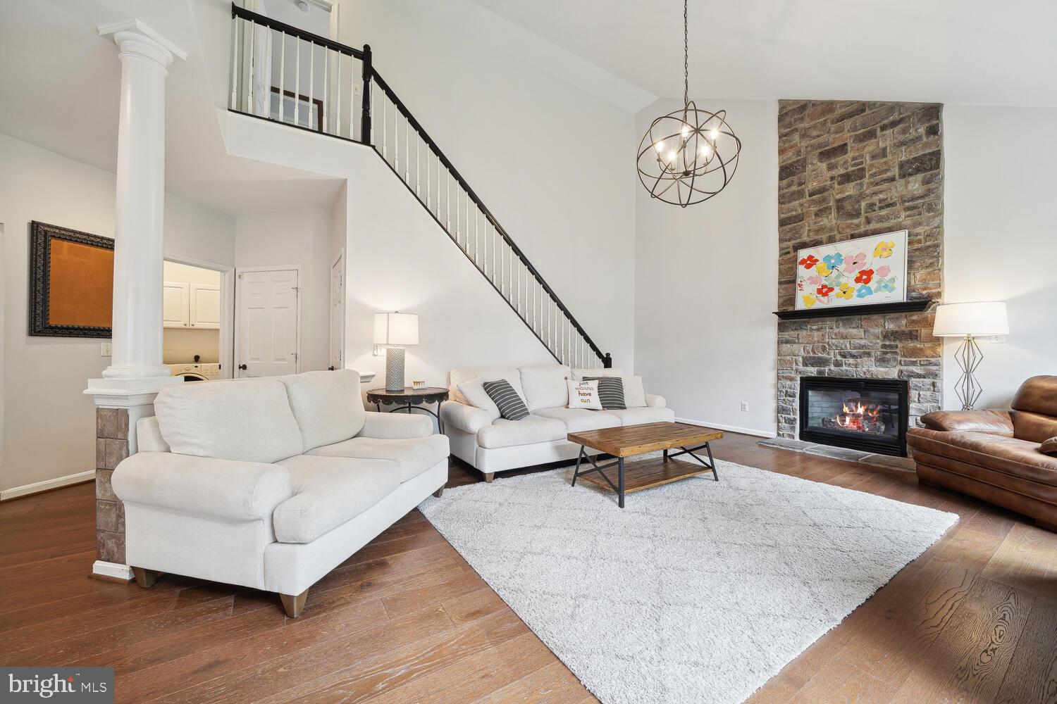 BROADLANDS - Residential