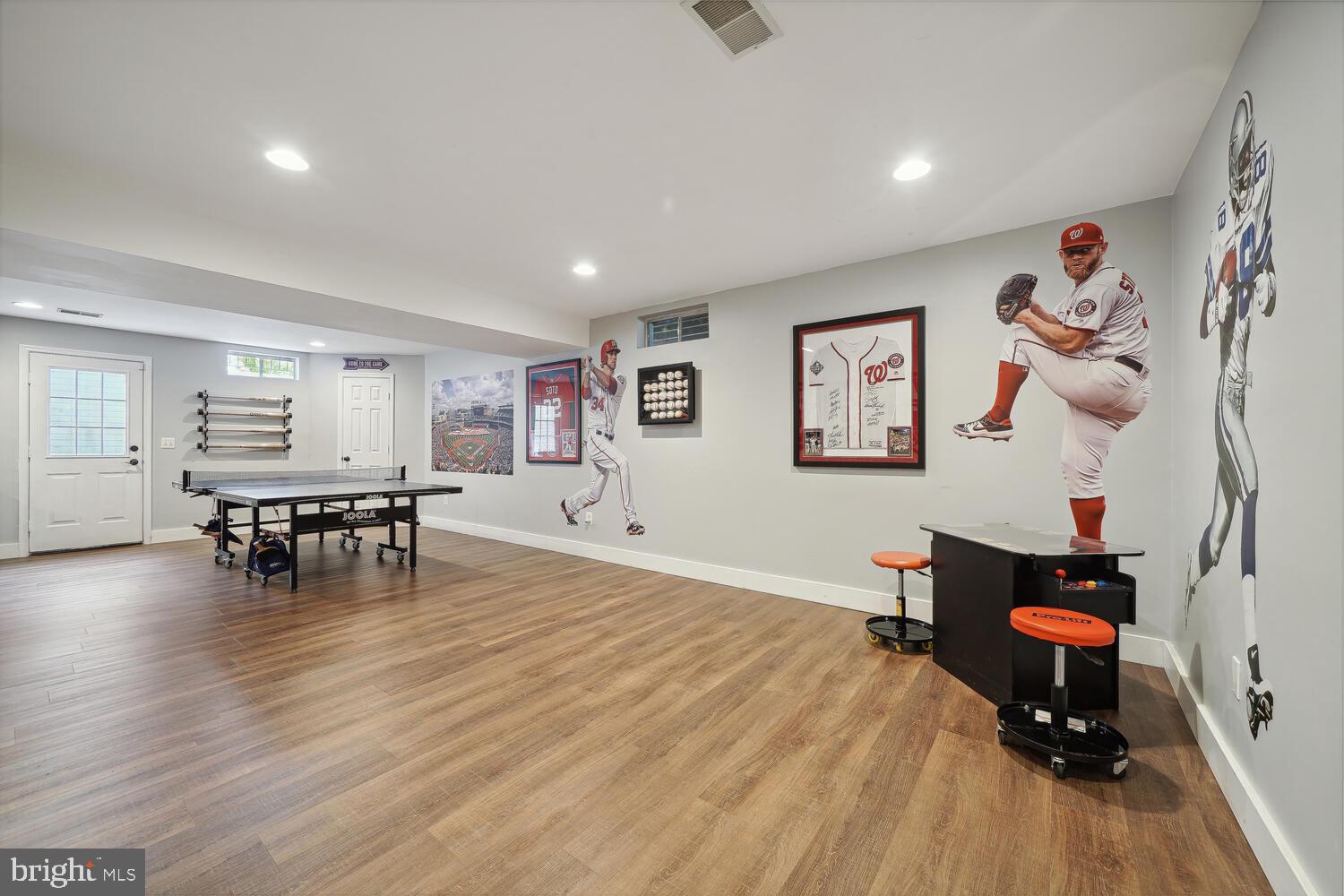 BROADLANDS - Residential