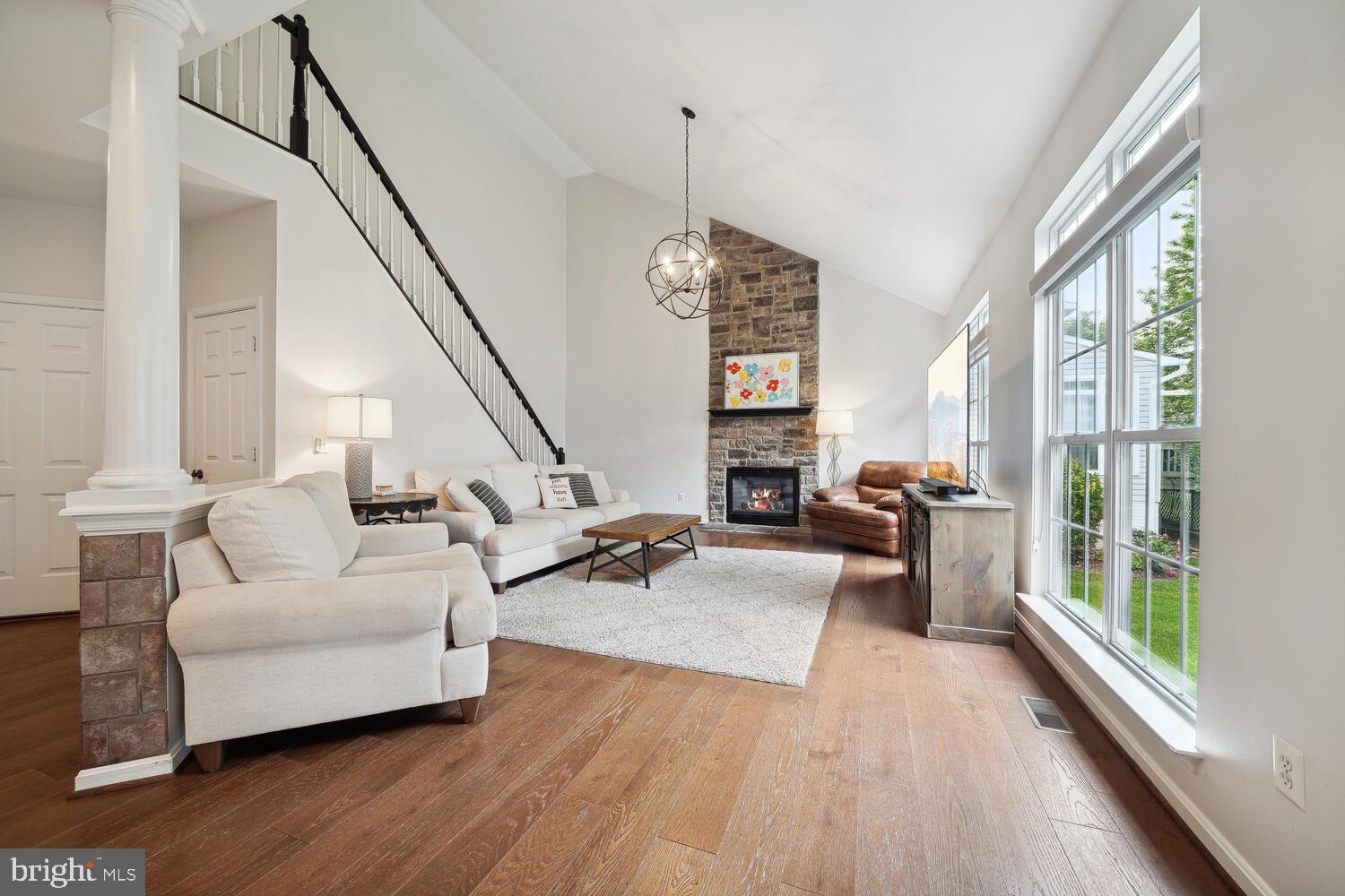 BROADLANDS - Residential