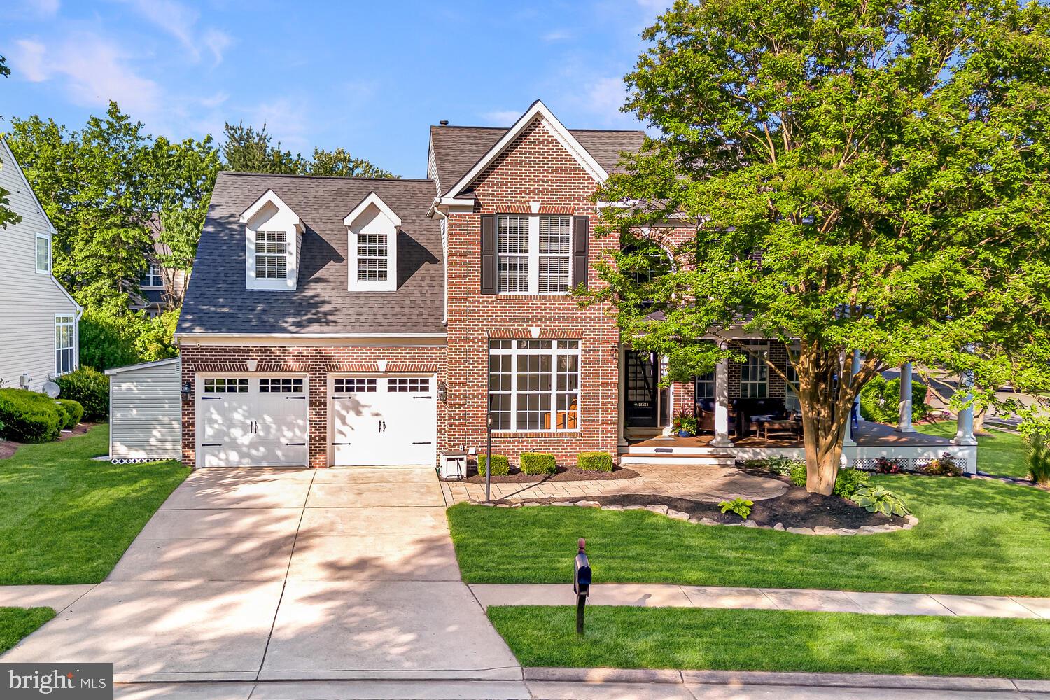 BROADLANDS - Residential