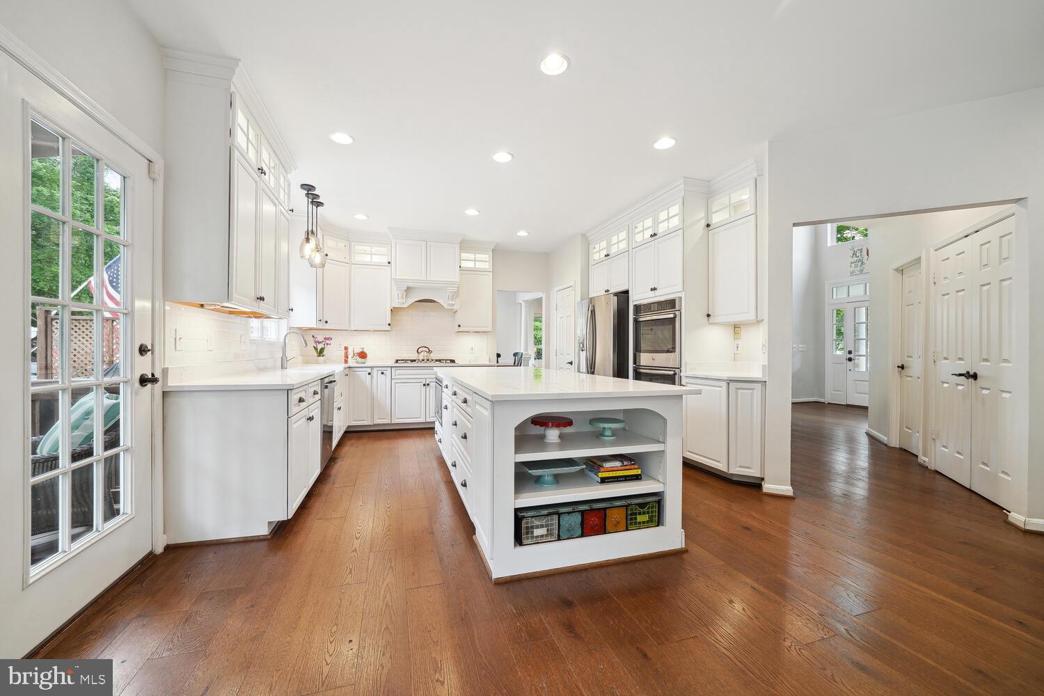 BROADLANDS - Residential