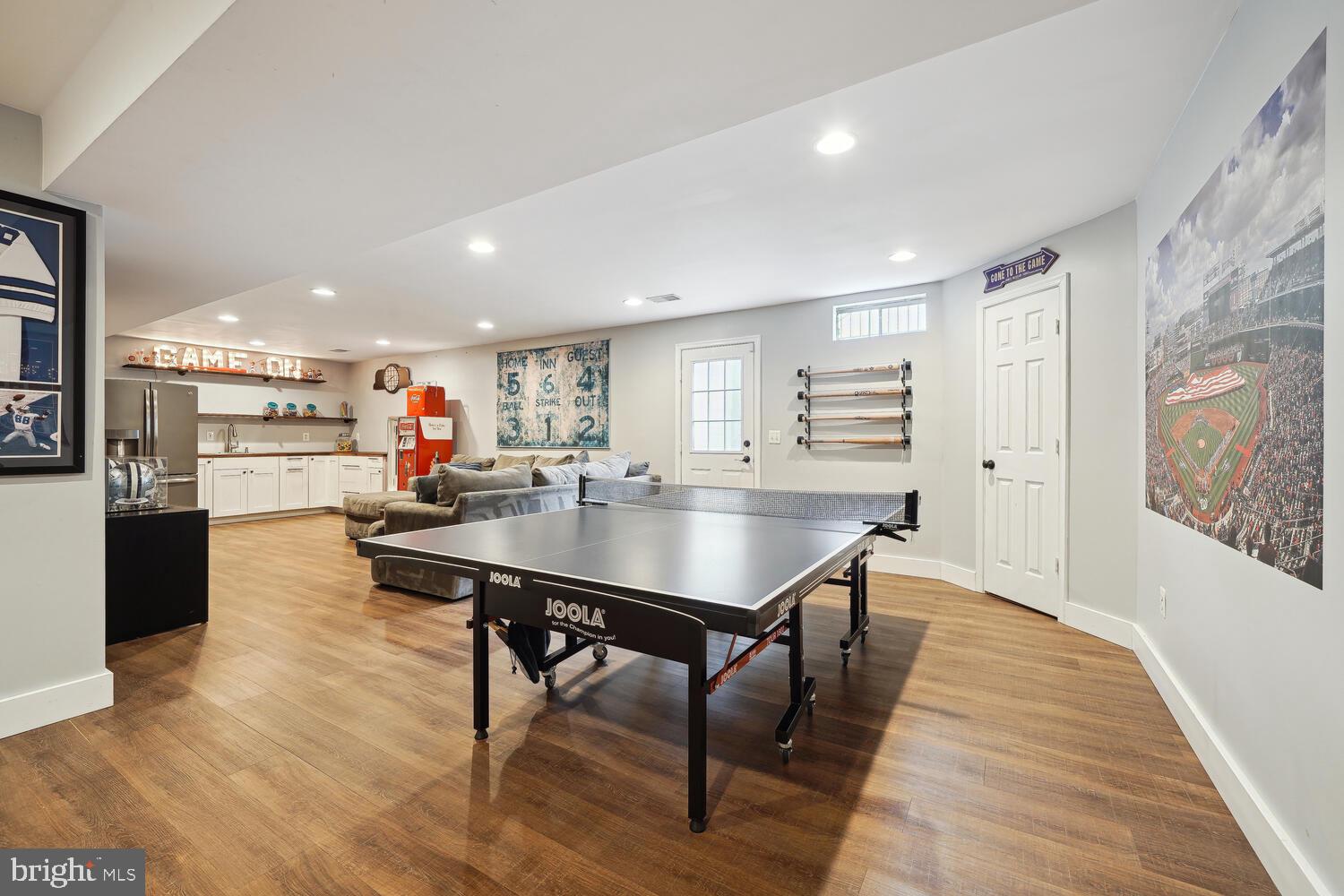 BROADLANDS - Residential