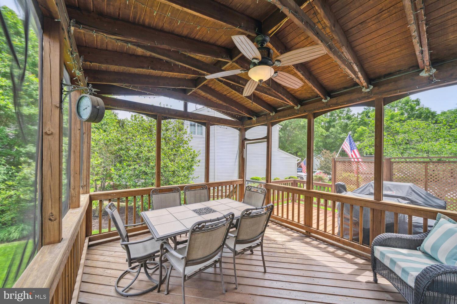 BROADLANDS - Residential