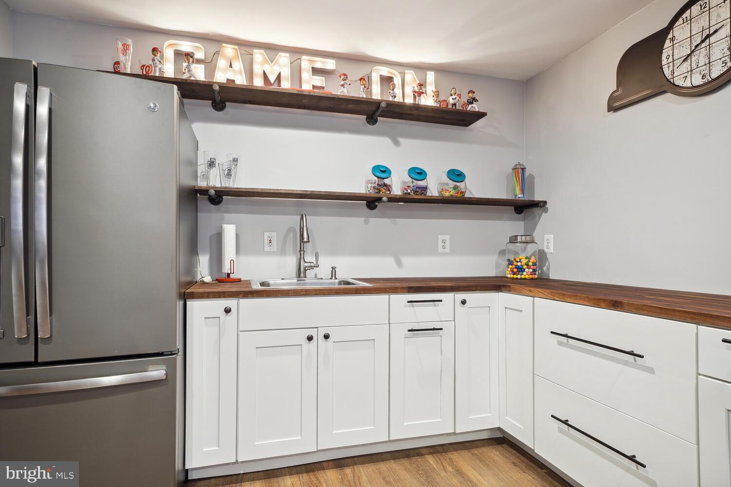 BROADLANDS - Residential