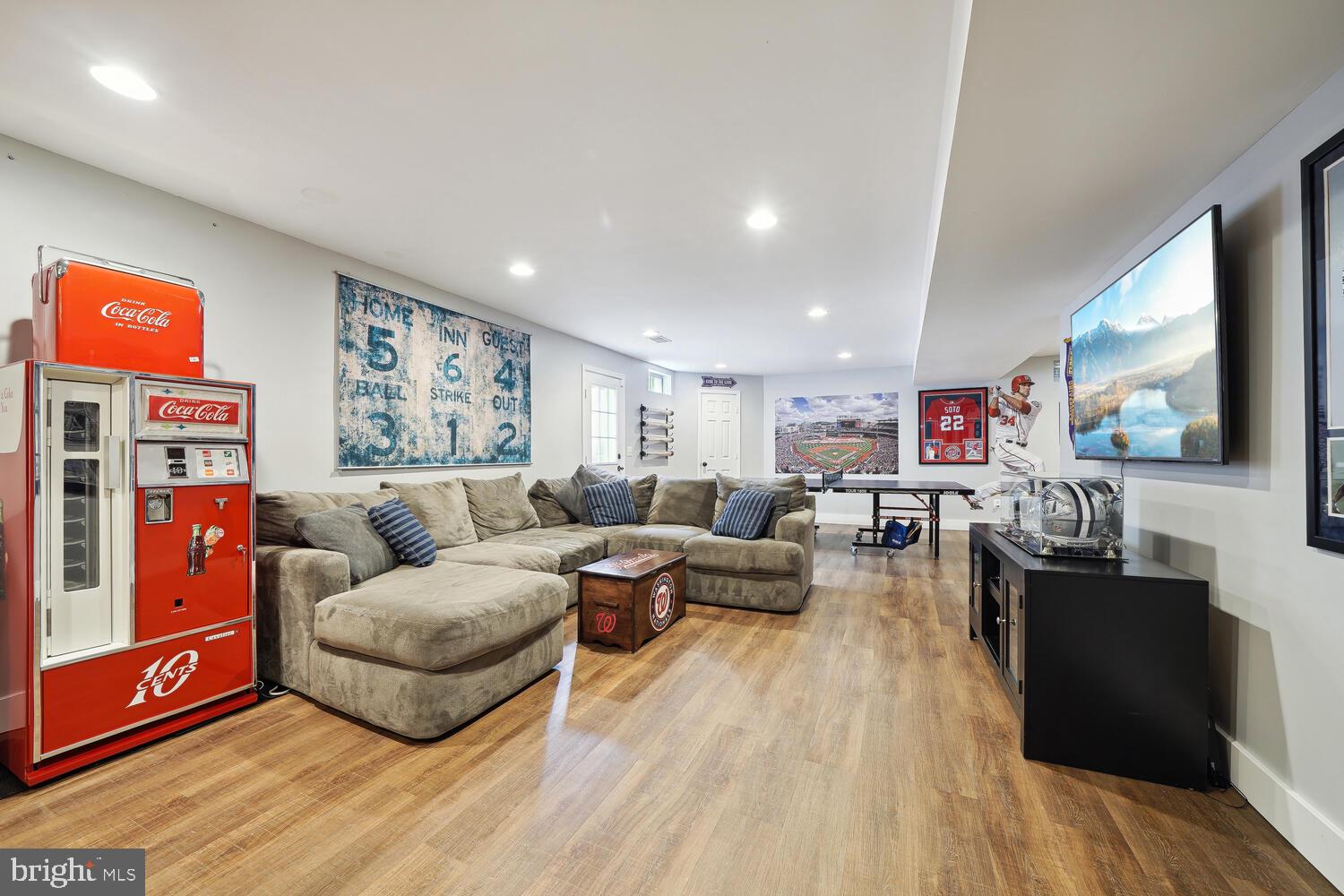 BROADLANDS - Residential