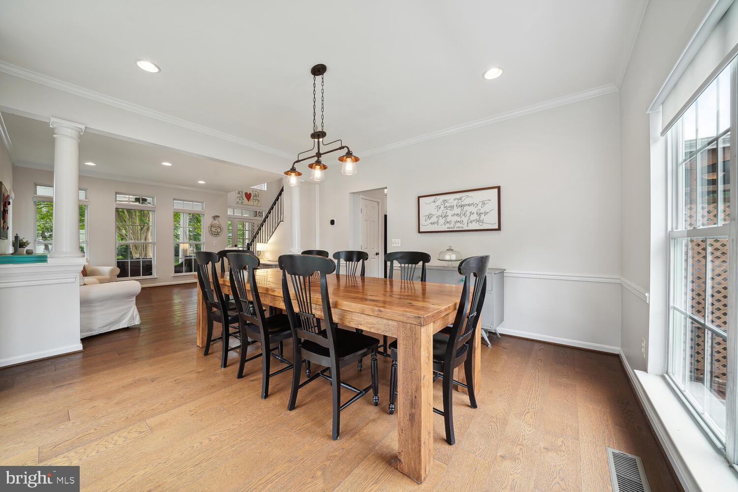 BROADLANDS - Residential