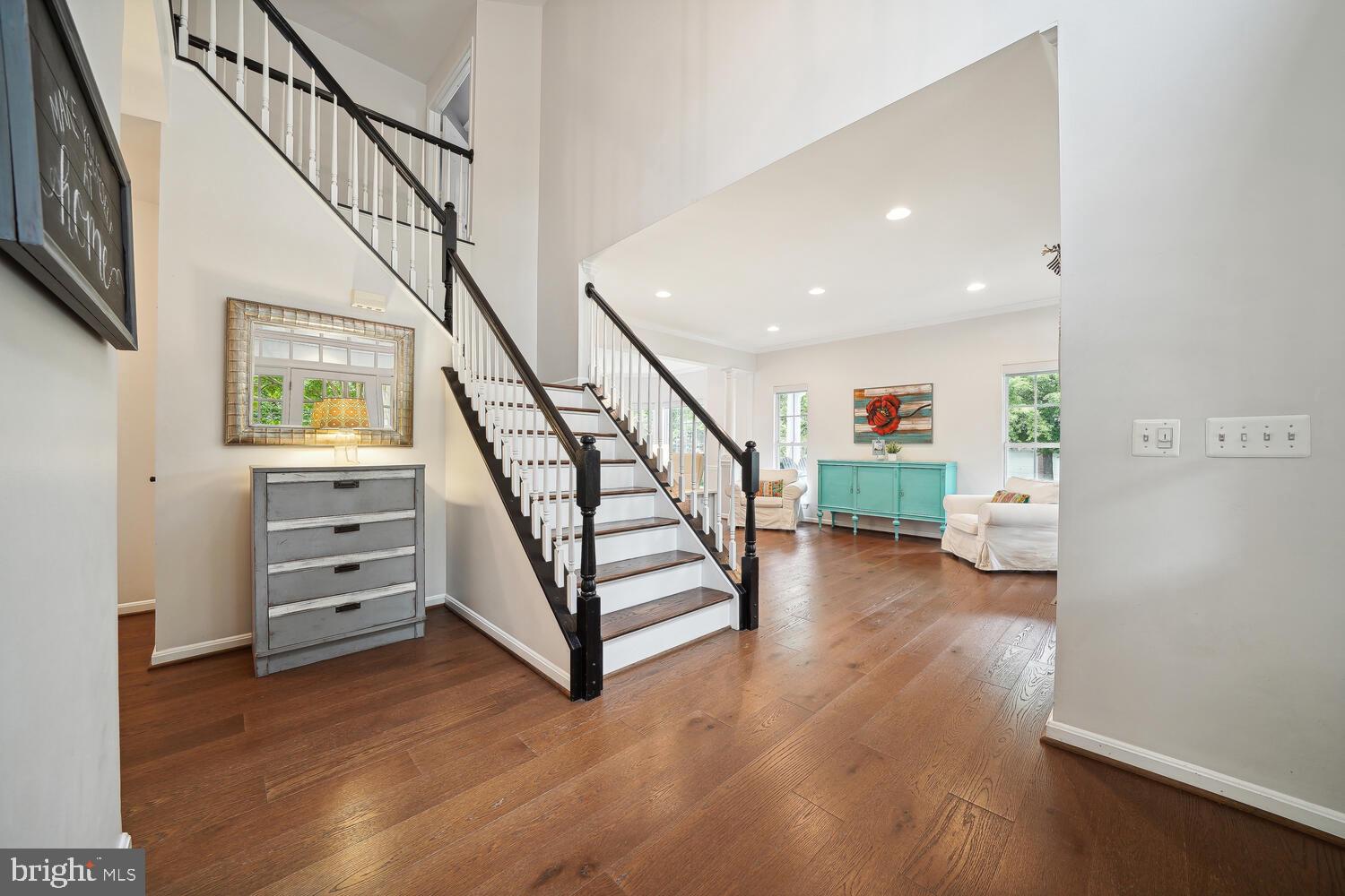 BROADLANDS - Residential