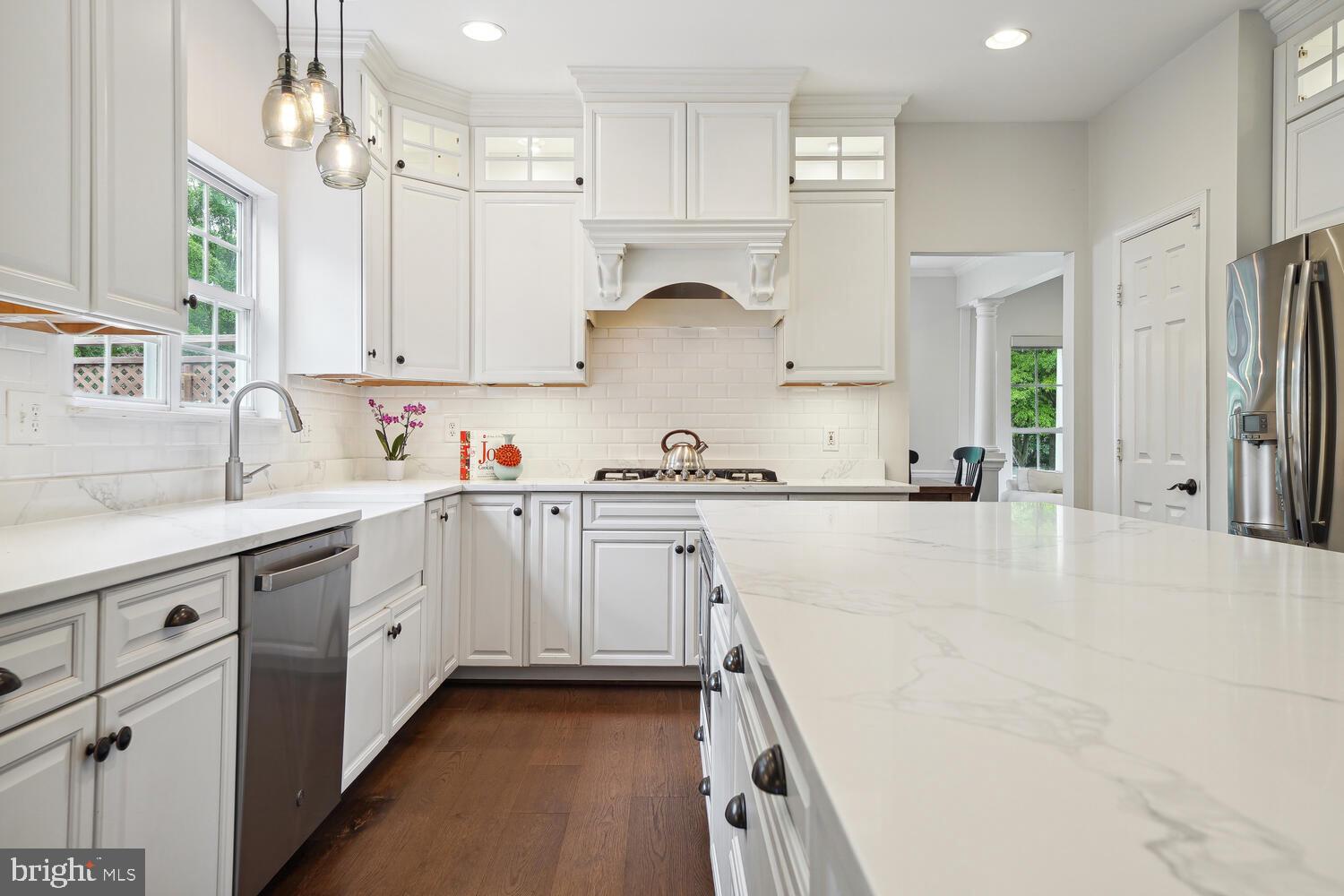 BROADLANDS - Residential