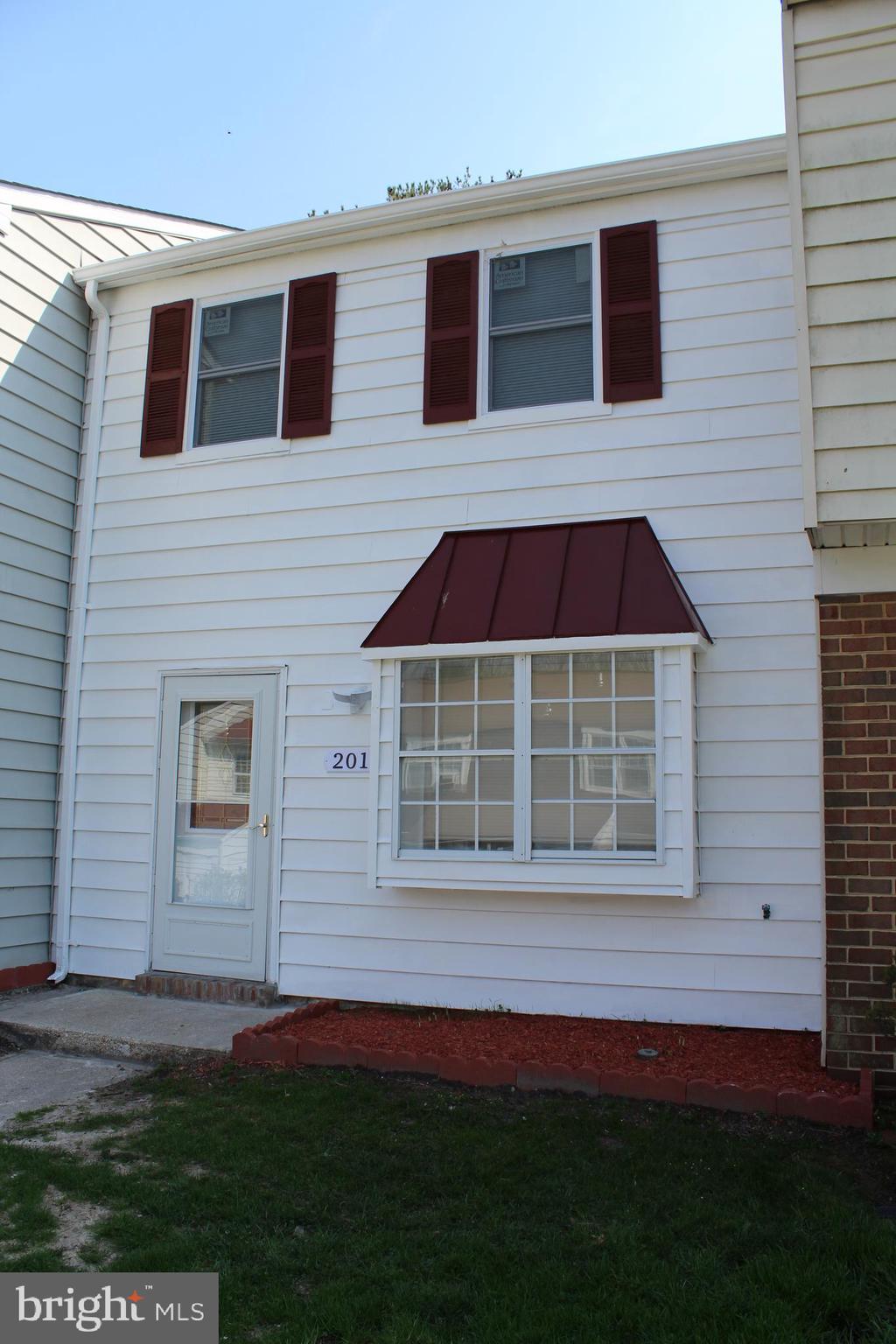 HERITAGE HILL CONDO - Residential