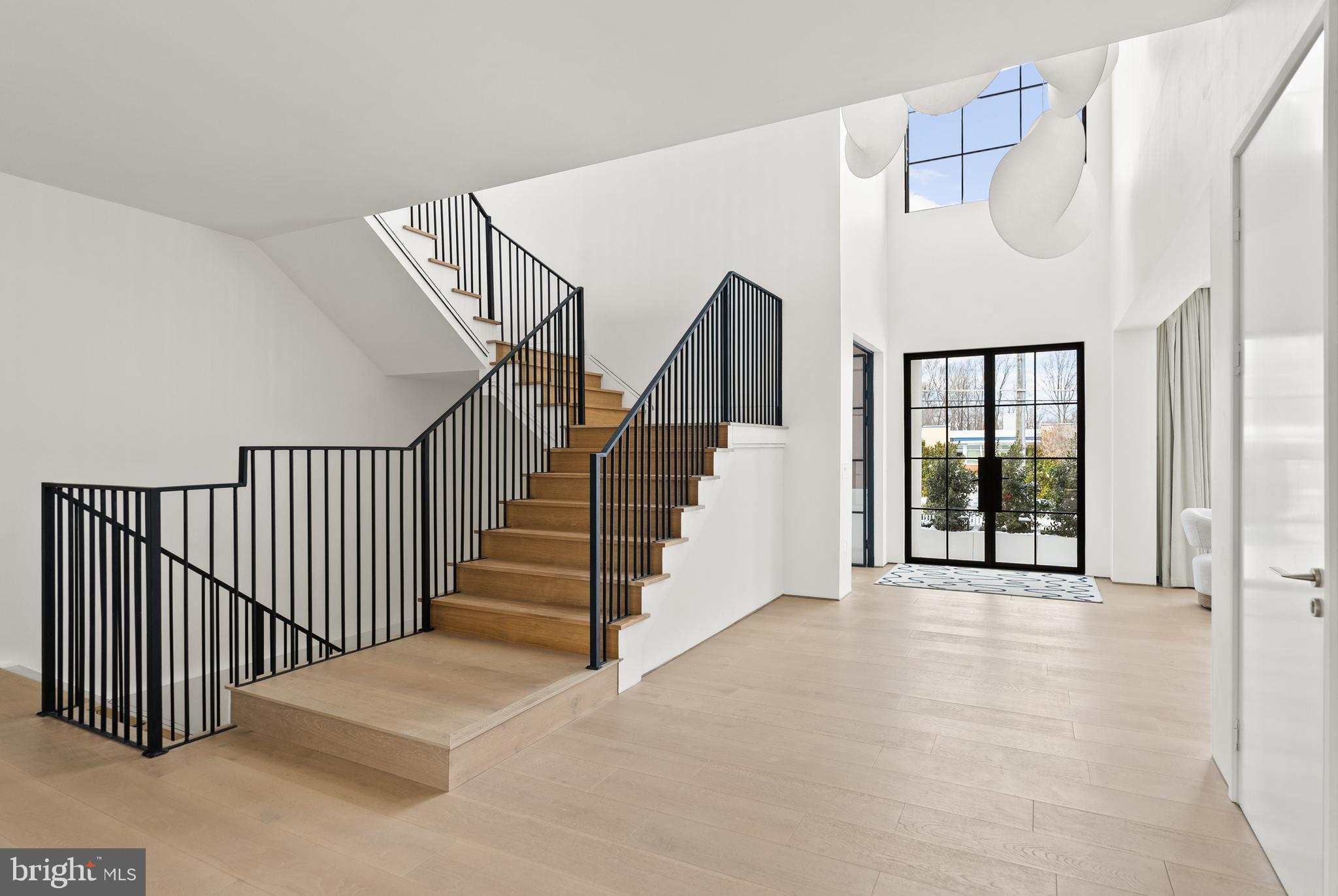 BEACON HILL - Residential