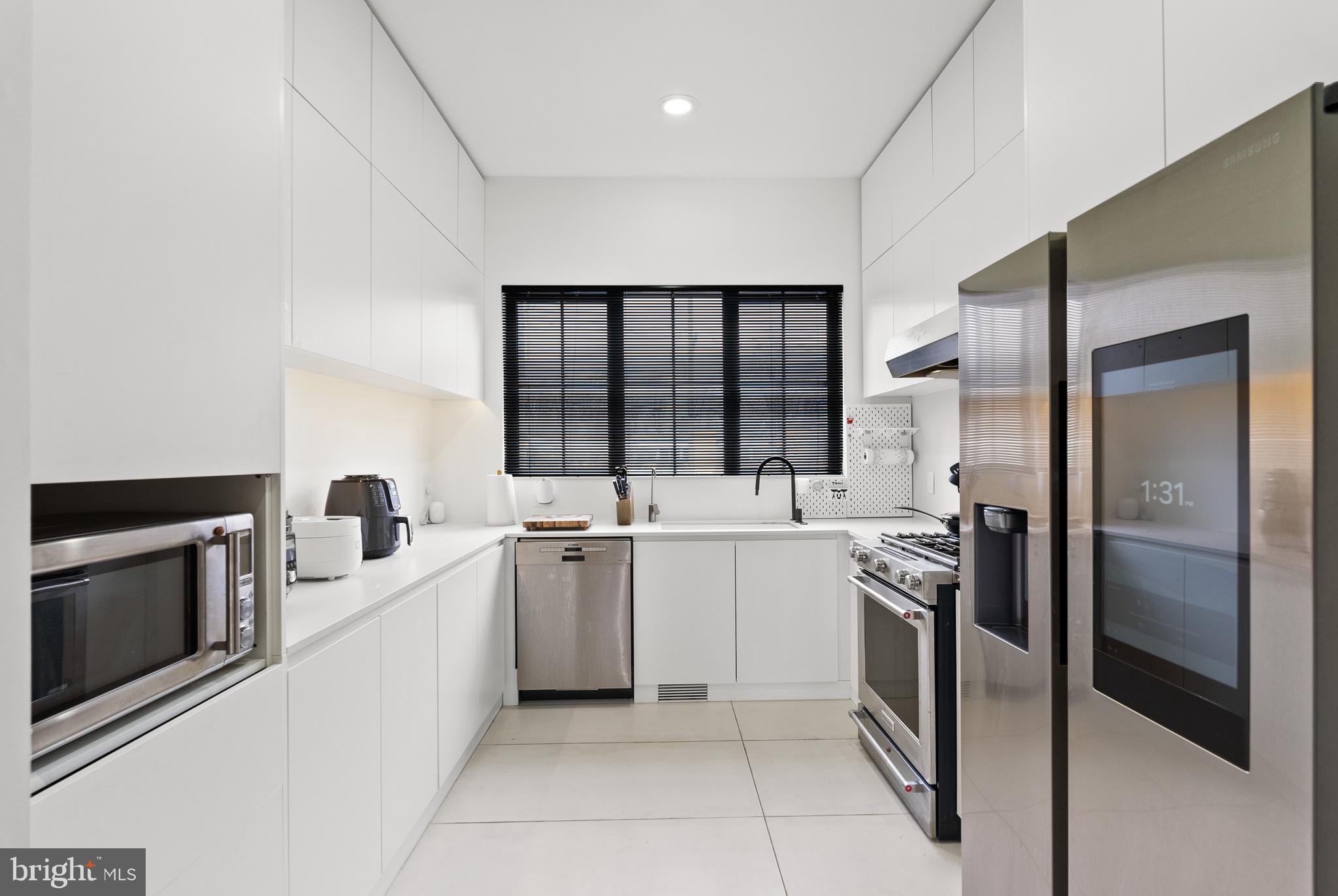 BEACON HILL - Residential