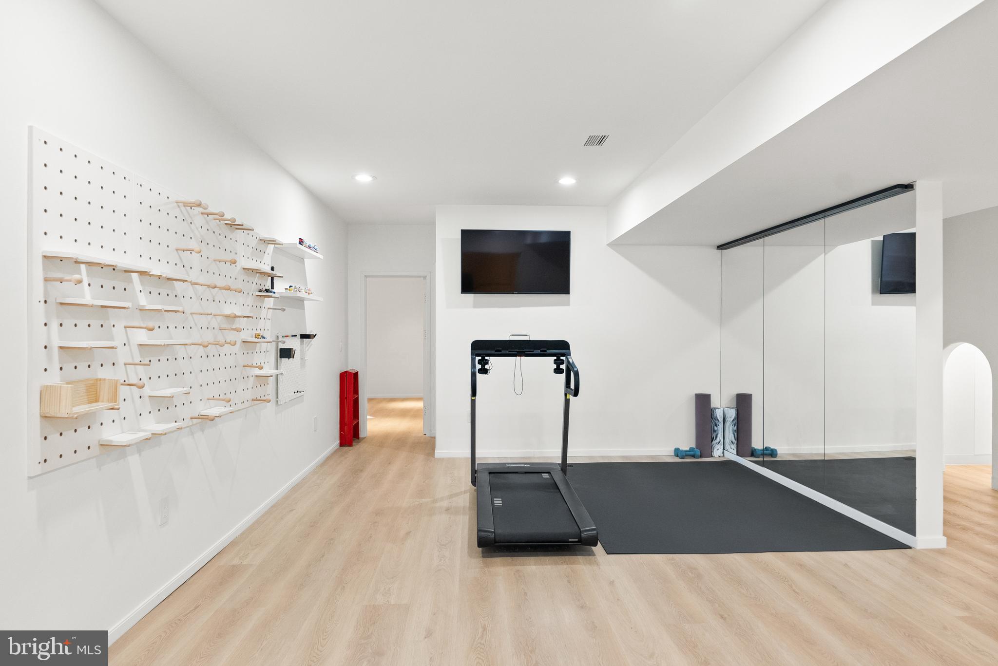 BEACON HILL - Residential