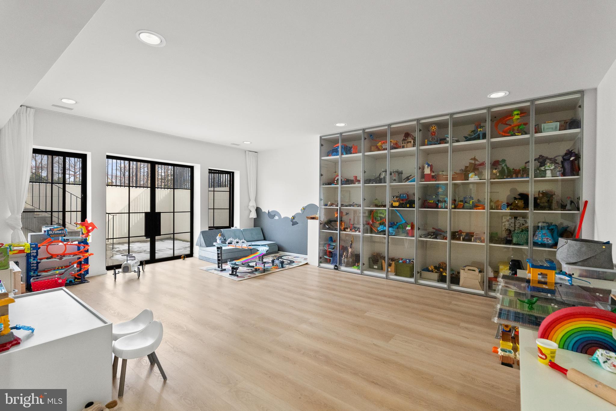 BEACON HILL - Residential