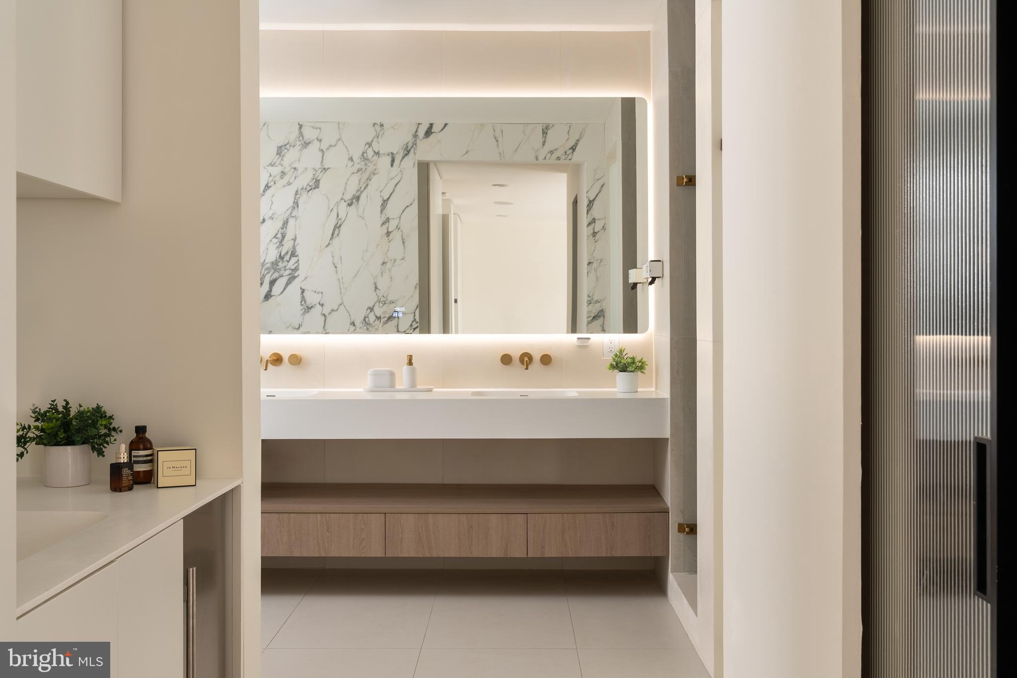 BEACON HILL - Residential