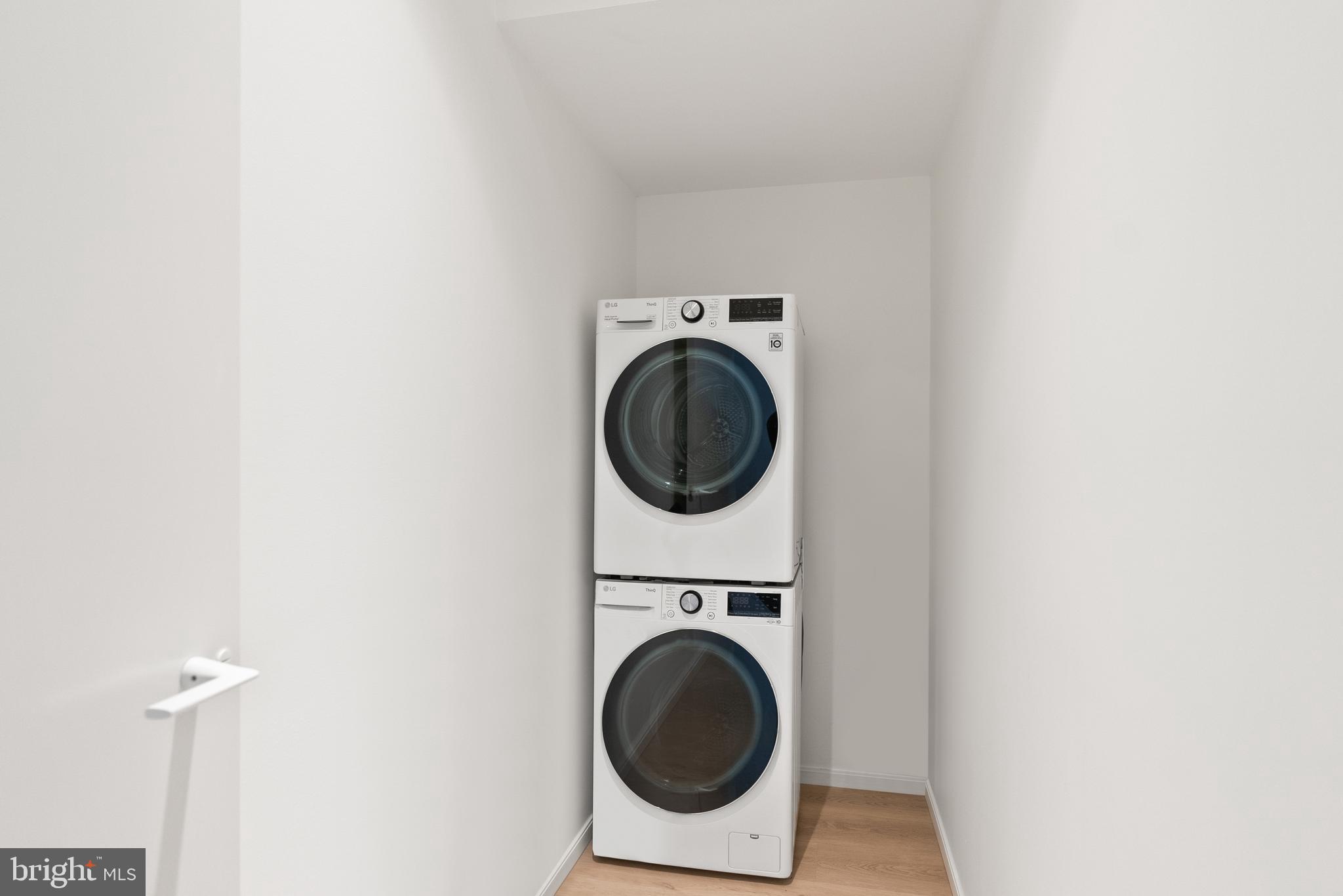 BEACON HILL - Residential