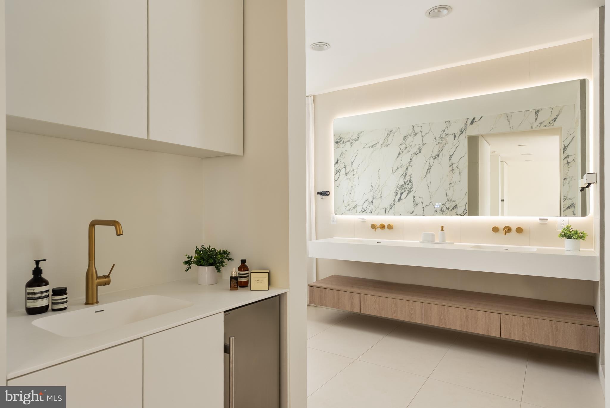 BEACON HILL - Residential