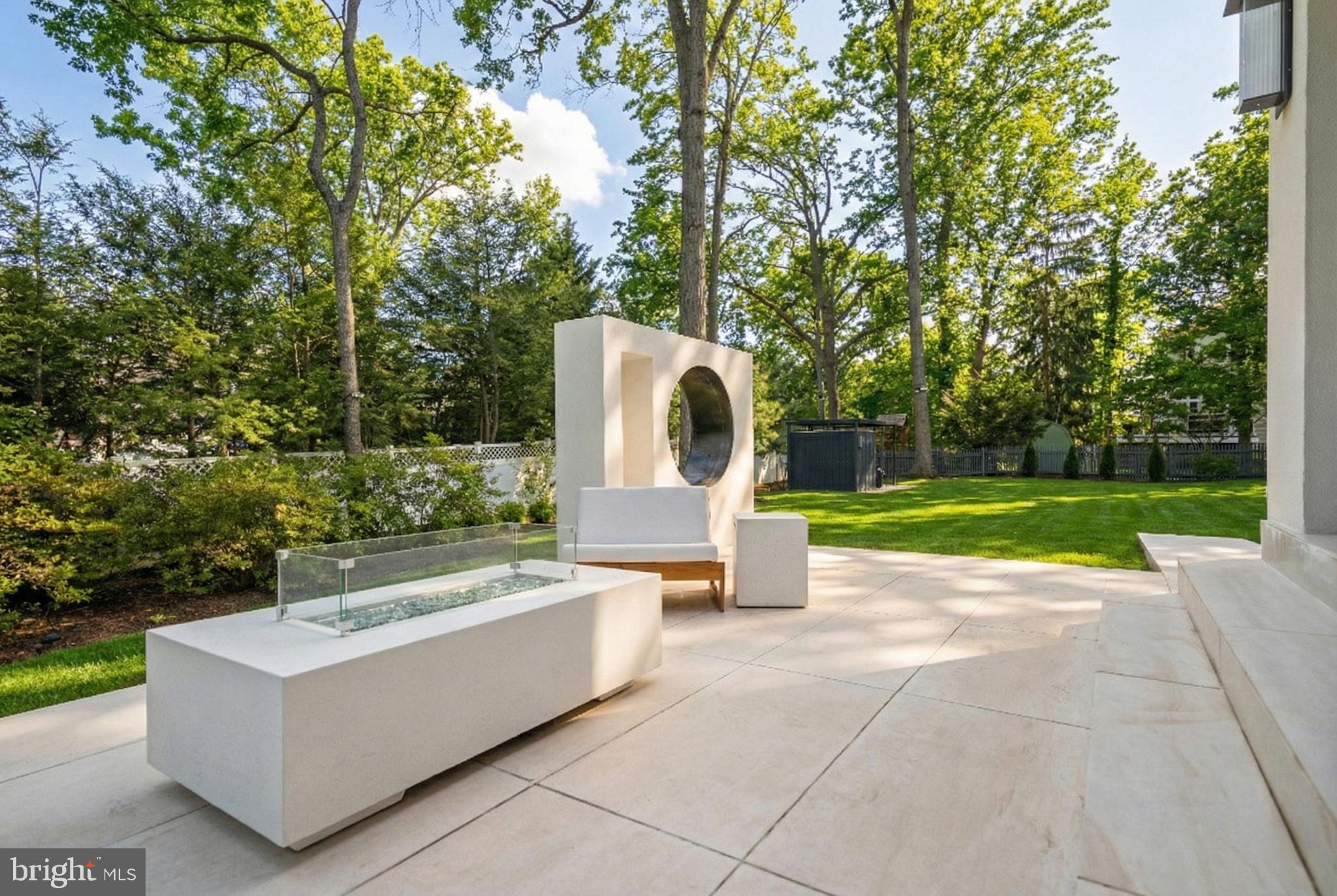 BEACON HILL - Residential