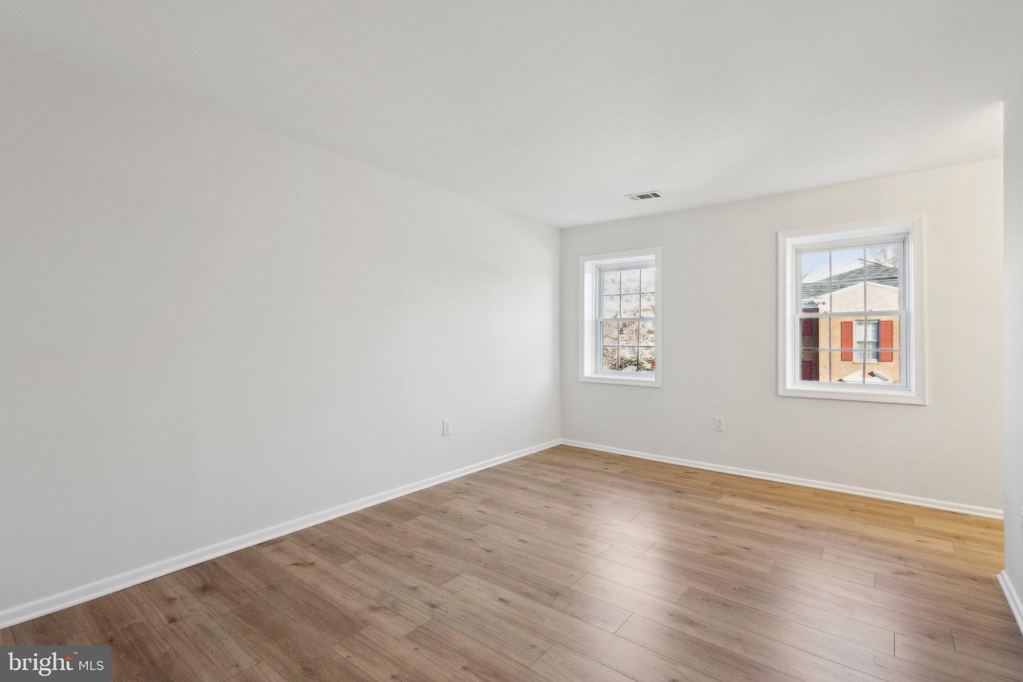 RIVERVIEW OVERLOOK - Residential