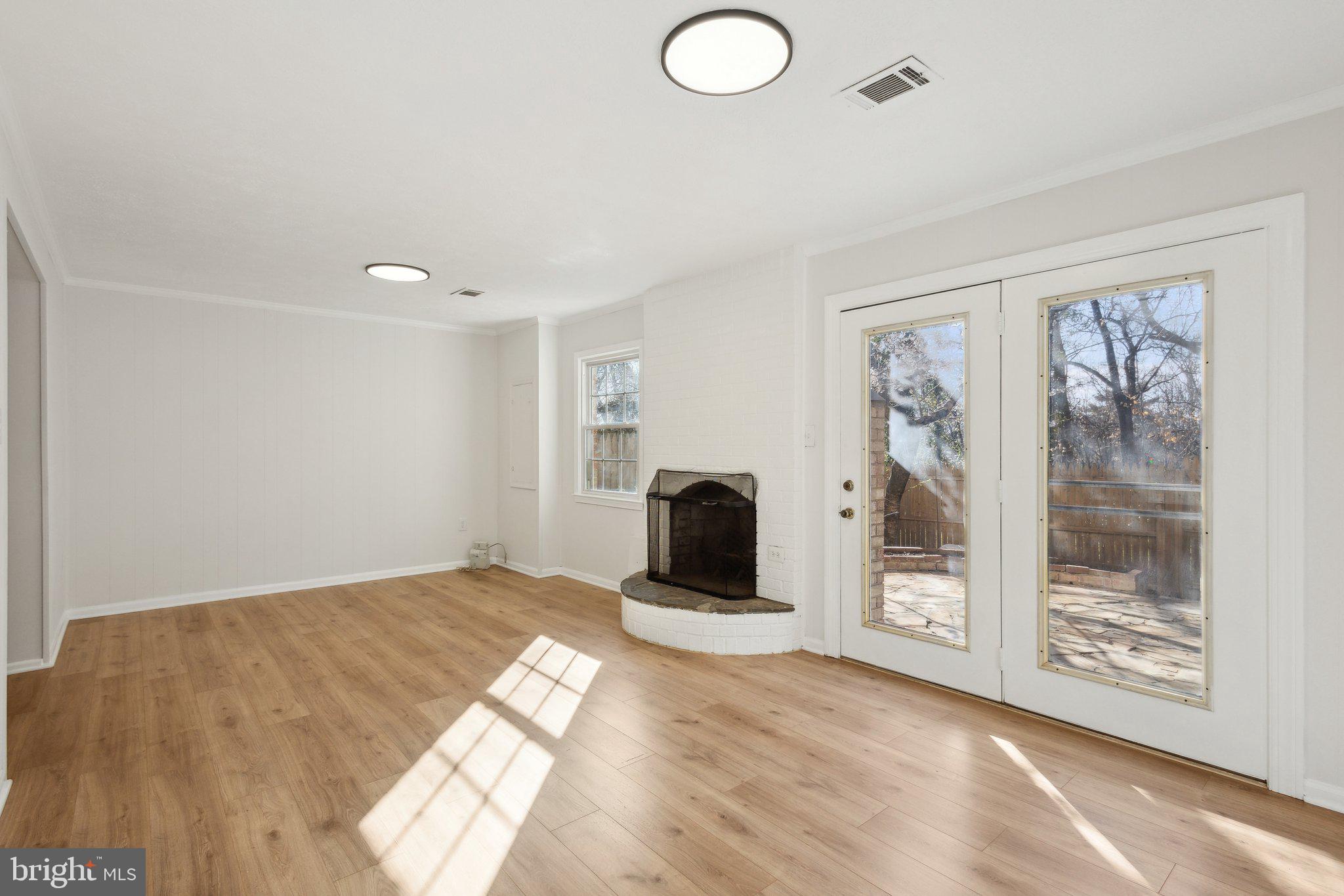 RIVERVIEW OVERLOOK - Residential