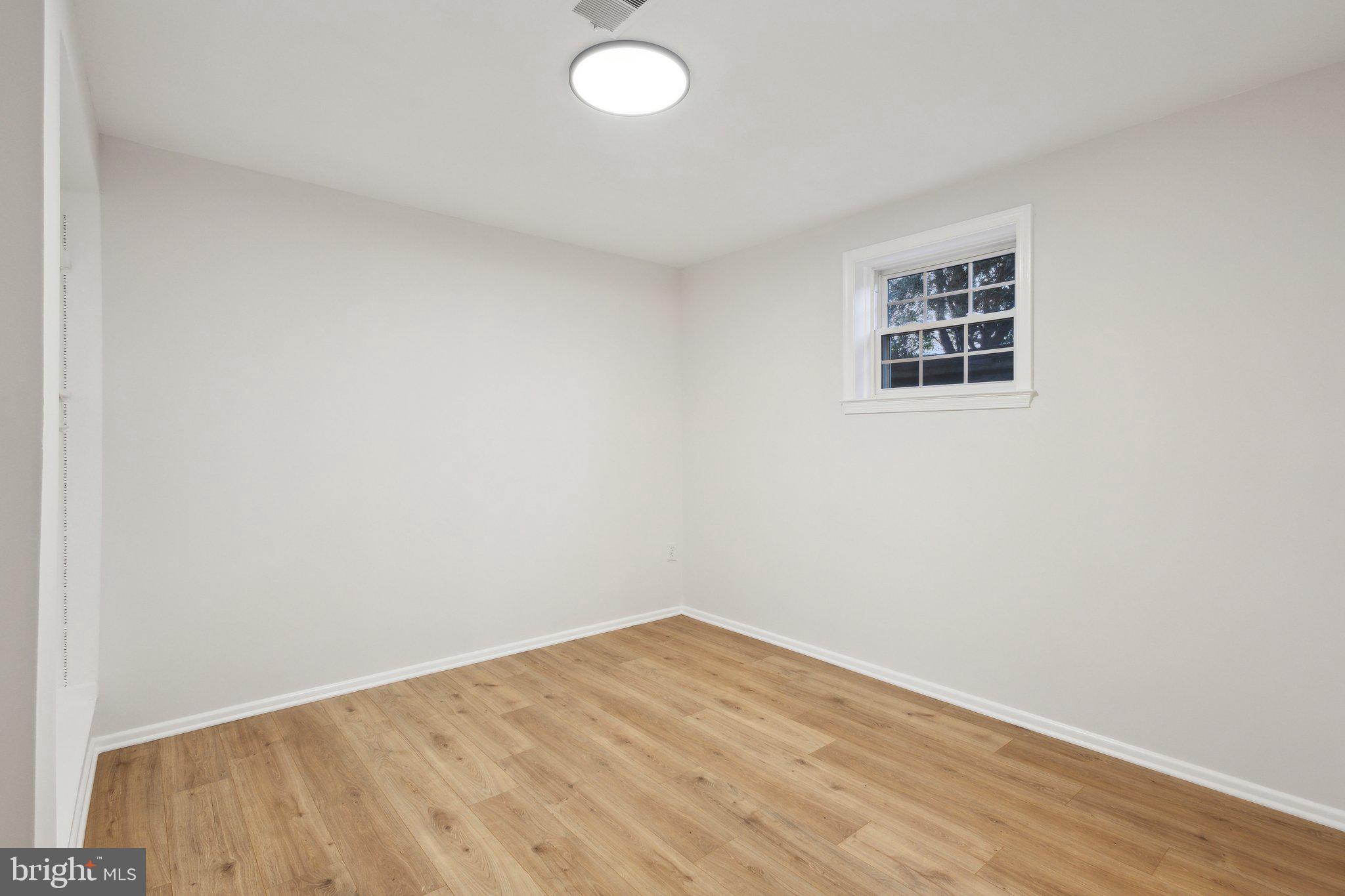 RIVERVIEW OVERLOOK - Residential