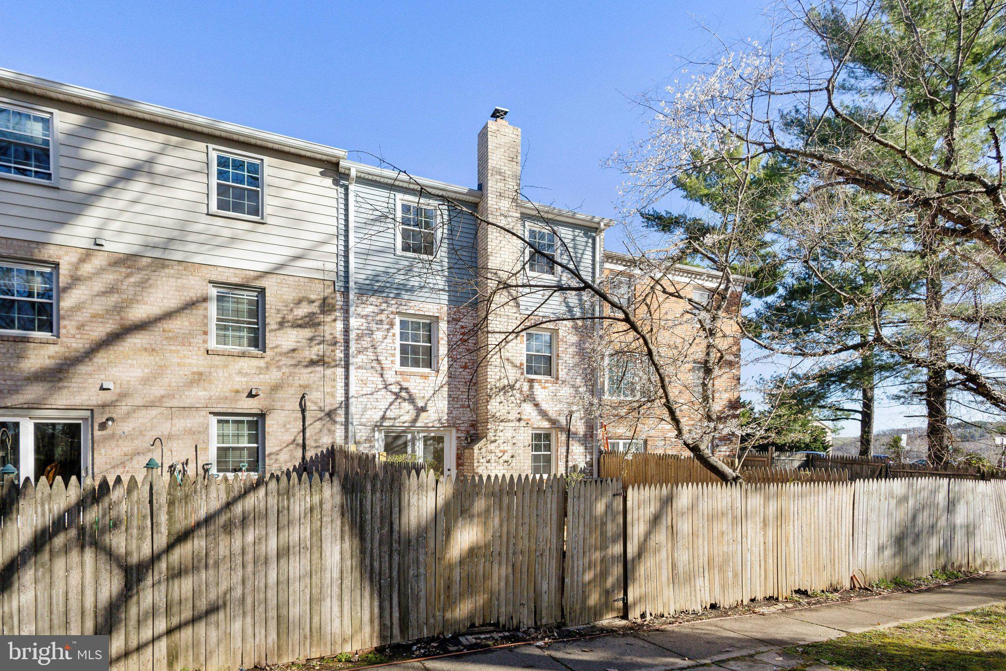 RIVERVIEW OVERLOOK - Residential